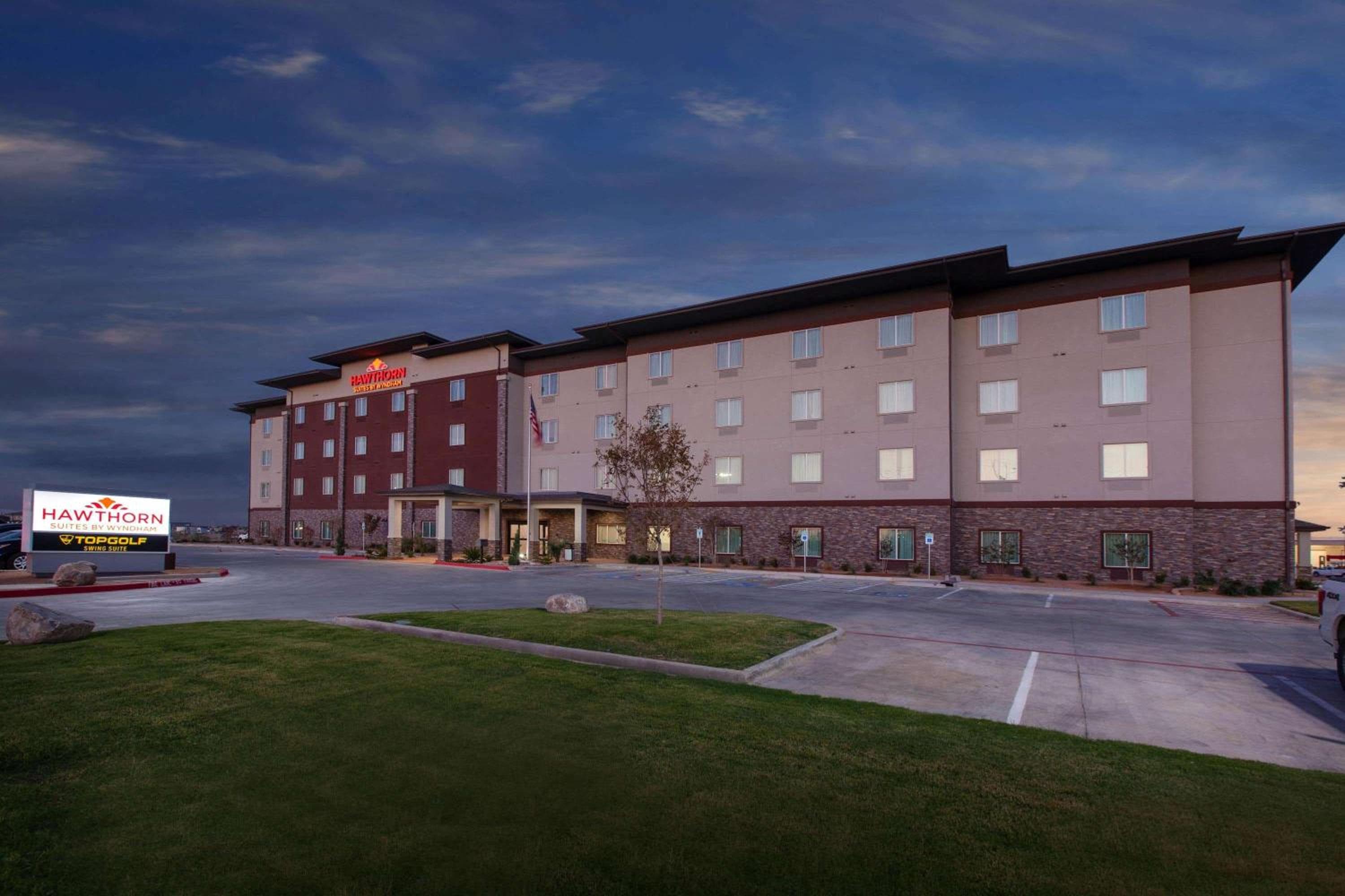 Hawthorn Extended Stay by Wyndham Odessa, Odessa