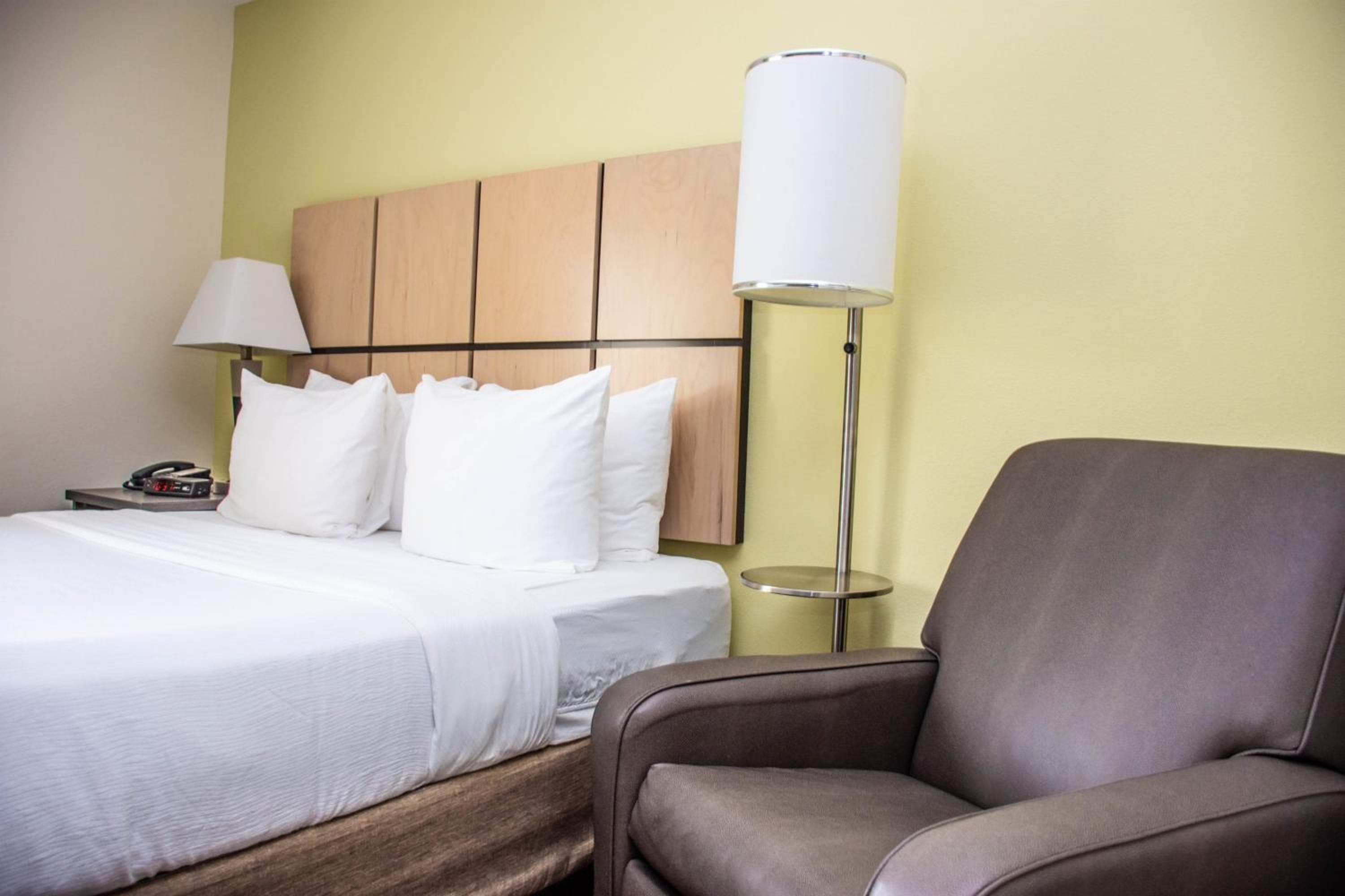 Candlewood Suites Overland Park W 135th St by IHG, Overland Park, photo 2