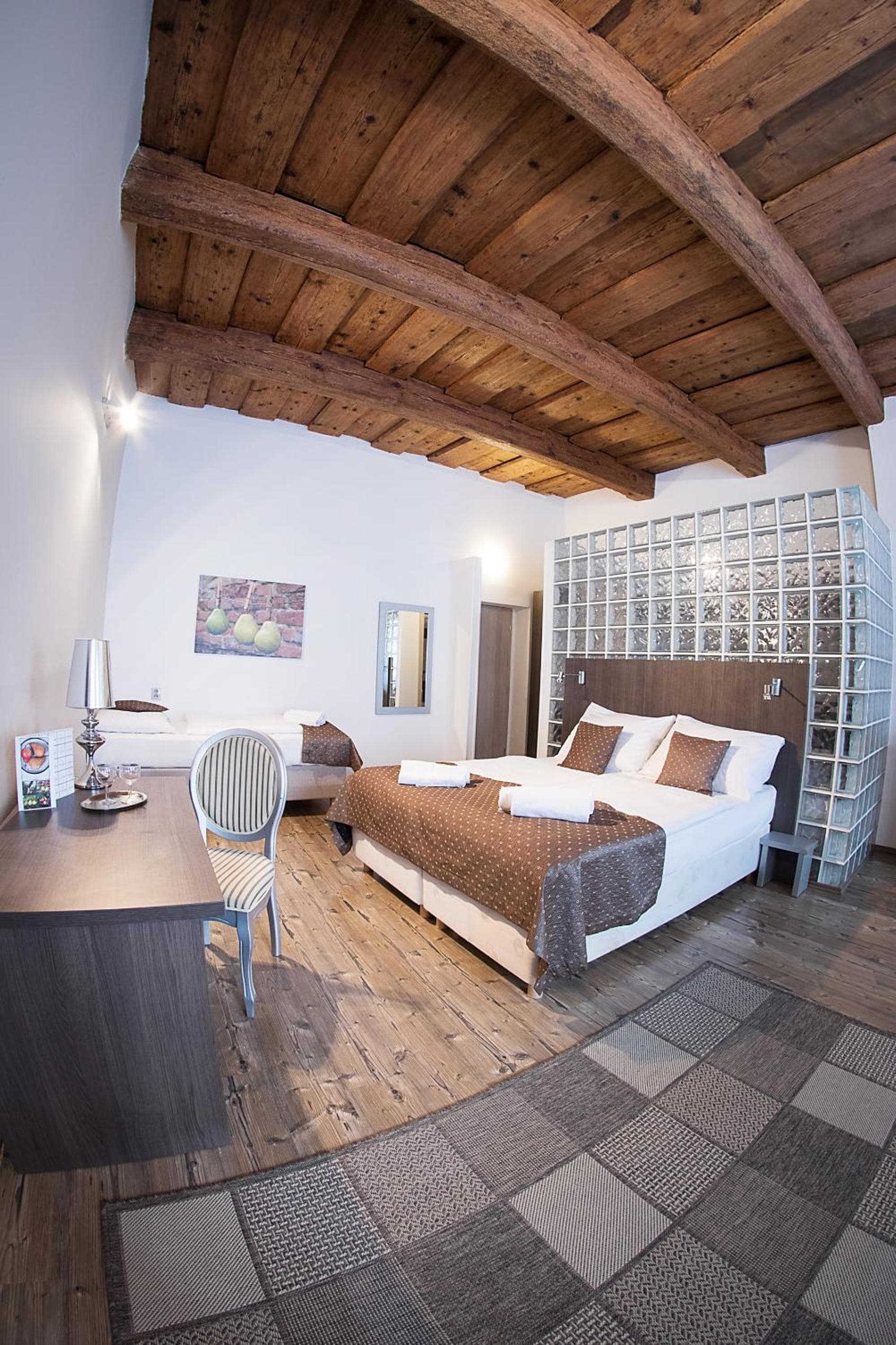 Hotel U Tří hrušek suites & apartments, České Budějovice, photo 3