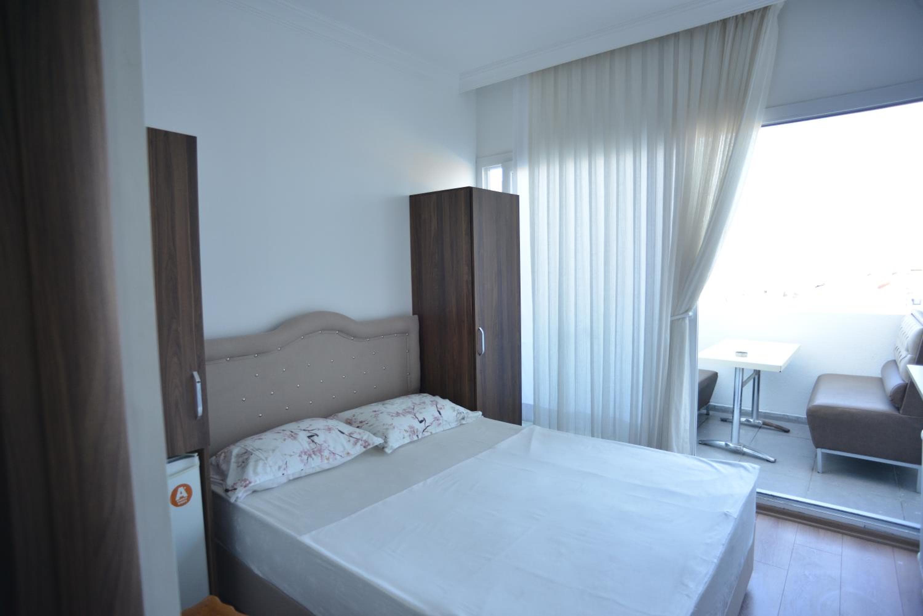 Yeşilyurt Pansiyon Hotel, Izmir, photo 3