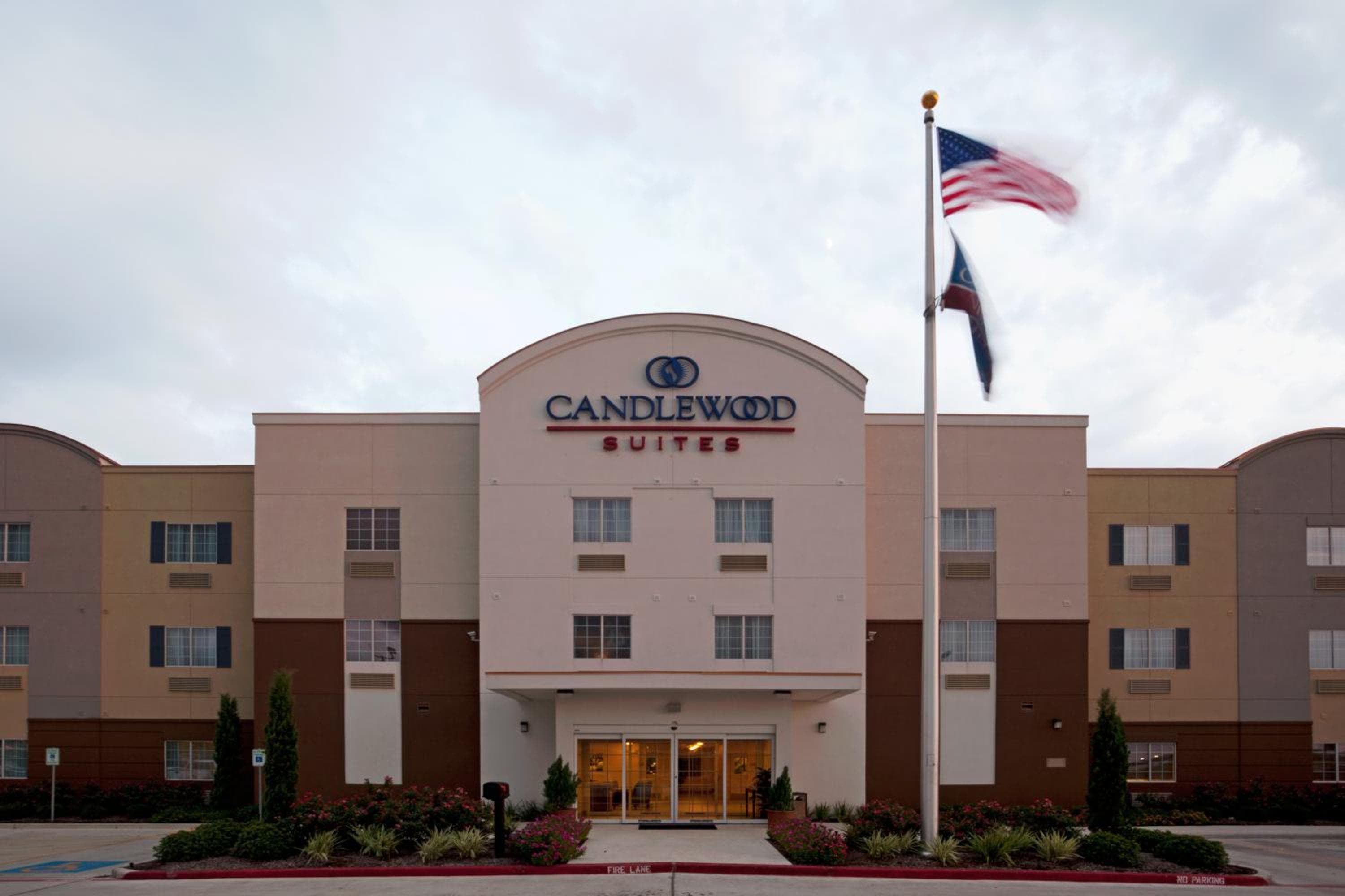 Candlewood Suites Victoria by IHG, Victoria