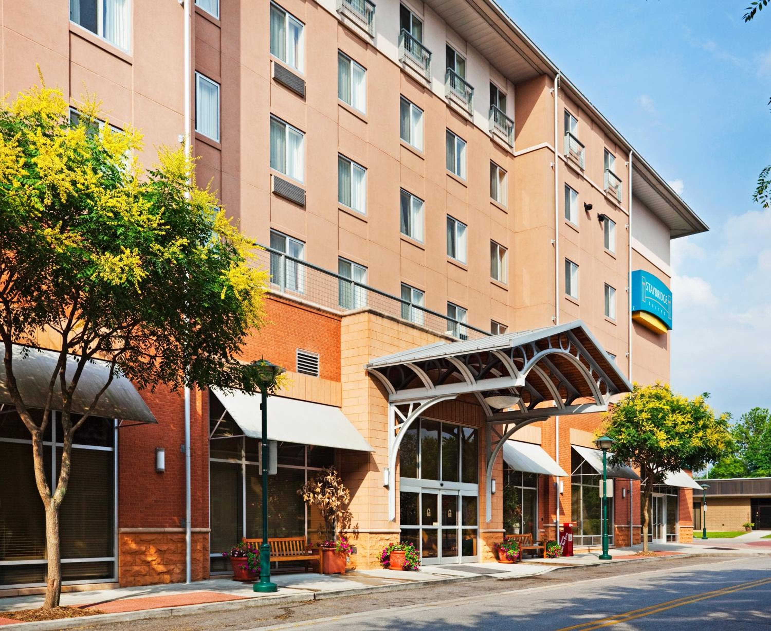 Staybridge Suites Chattanooga Downtown - Convention Center by IHG, Chattanooga