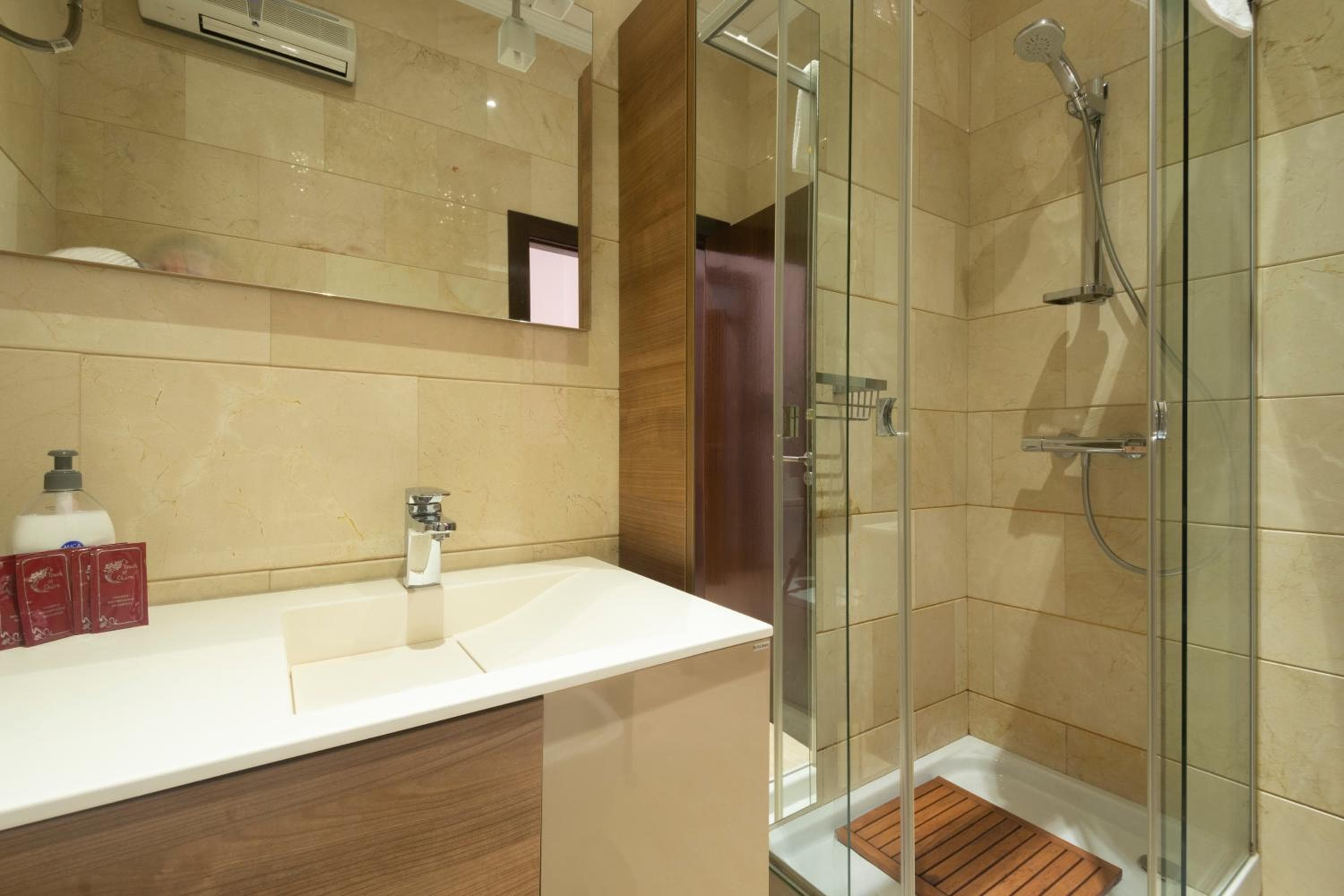Apartamentos Palacio de los Jerónimos, Granada, photo 5