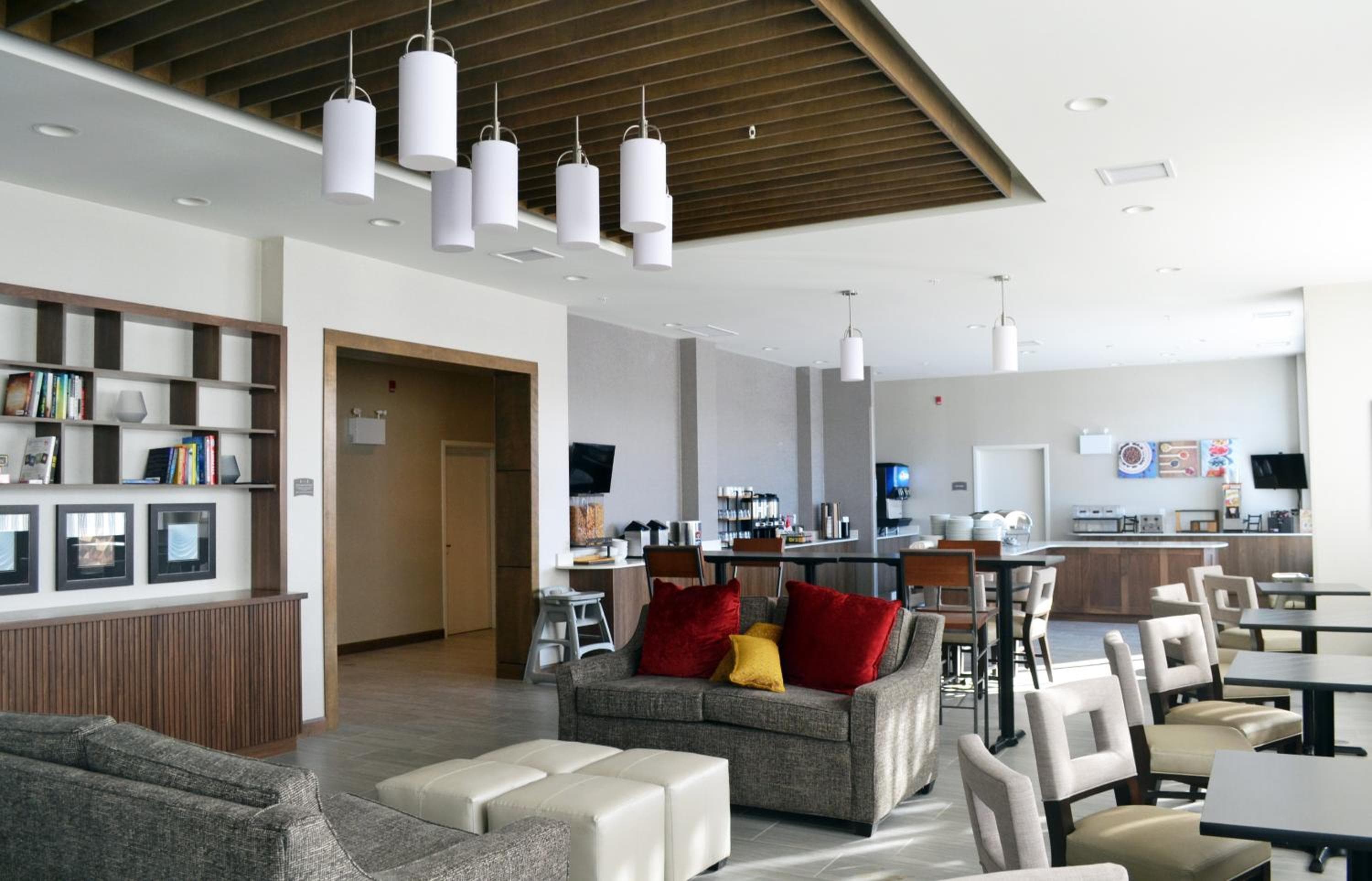 Staybridge Suites - Red Deer North by IHG, Red Deer, photo 3