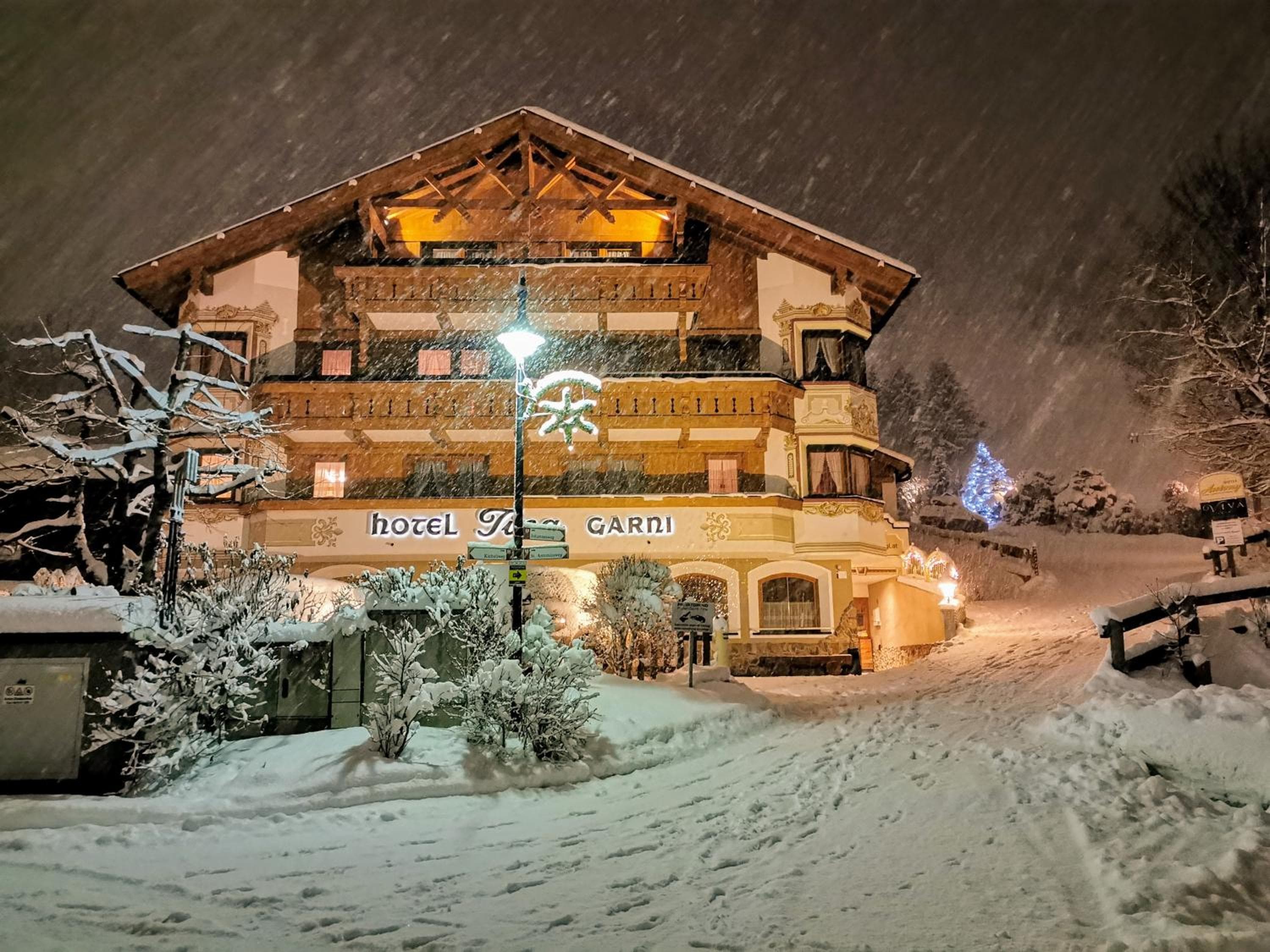 Hotel Garni Apart TINA, Ischgl