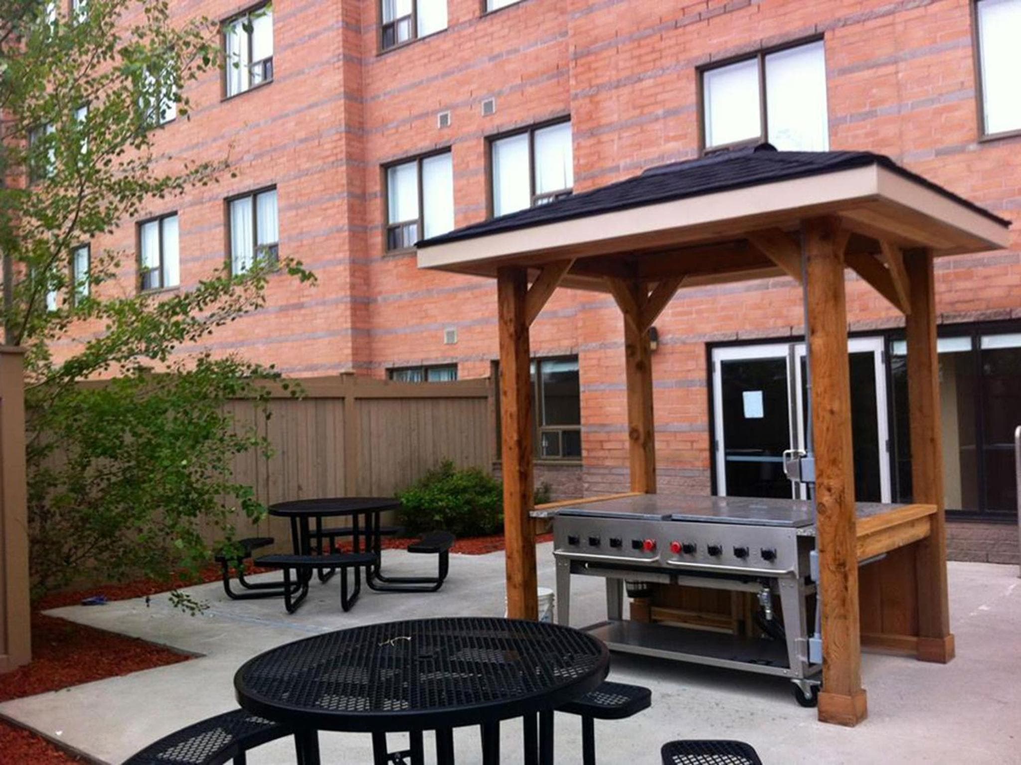 Residence & Conference Centre - Kitchener-Waterloo, Kitchener, photo 2