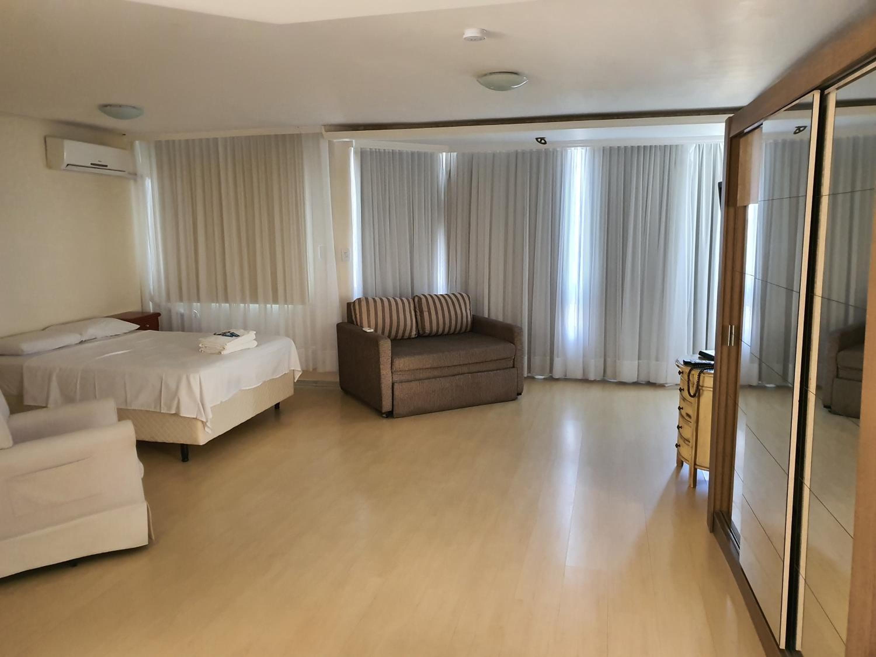 Manhattan Apart Hotel, Porto Alegre, photo 4