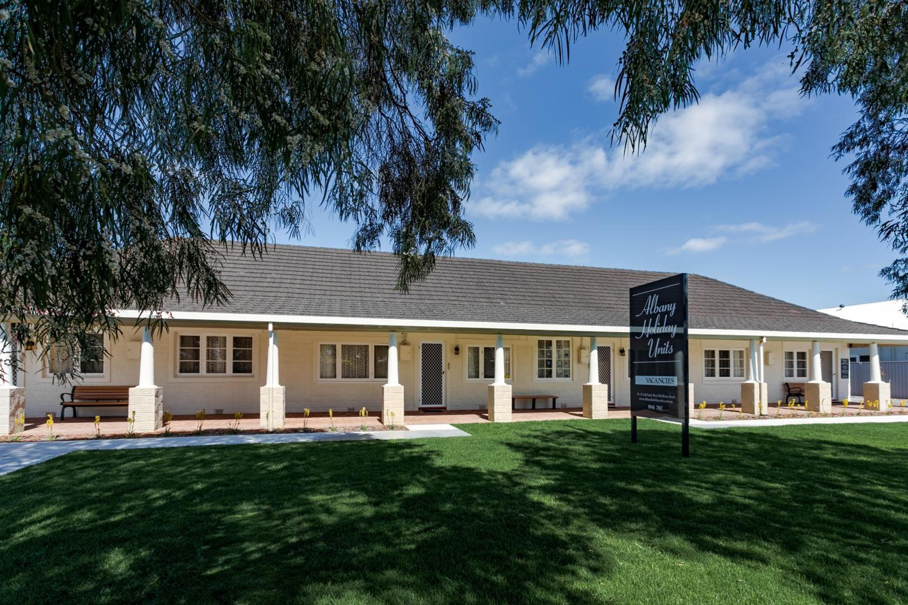 Albany Holiday Units, Albany