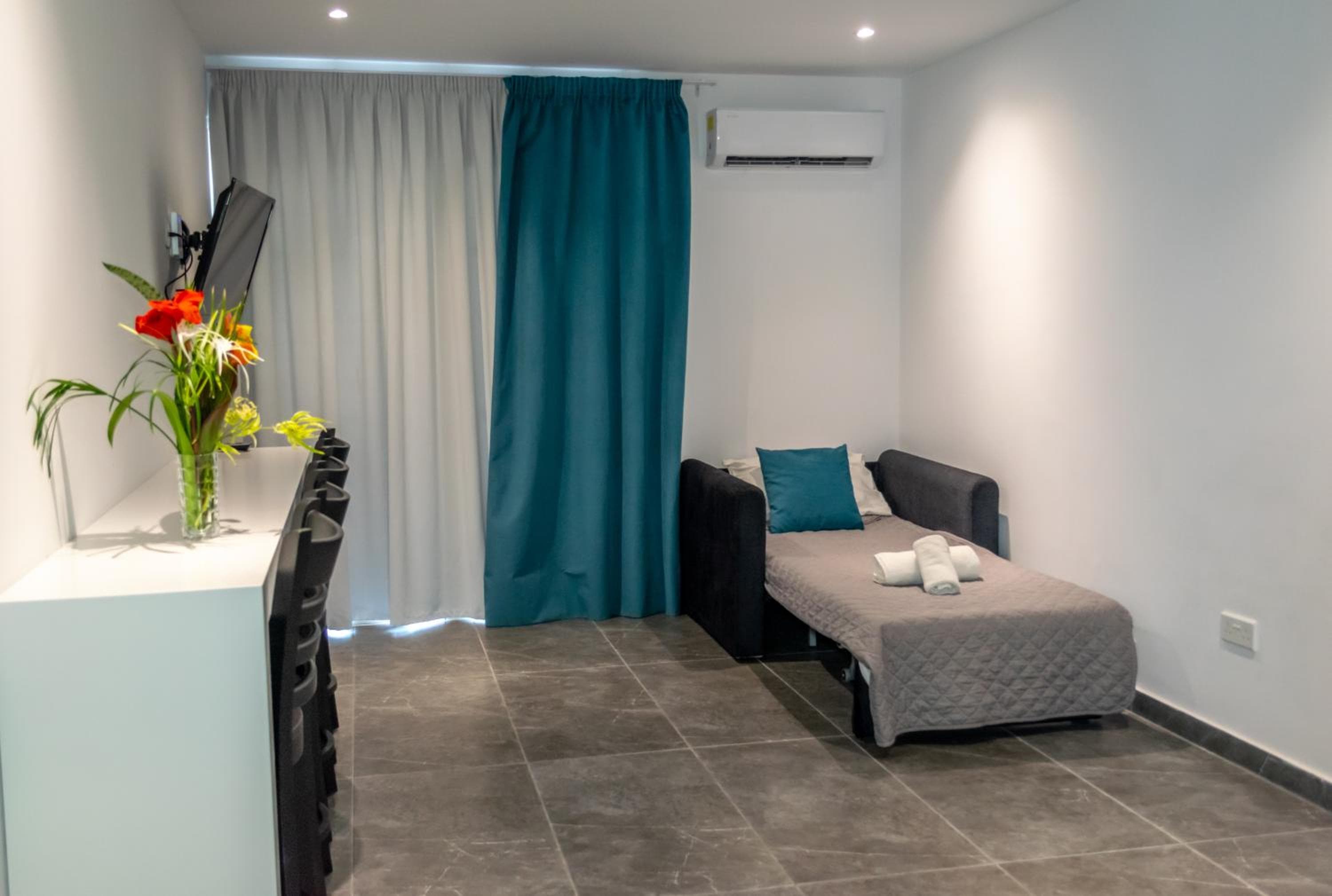A Maos Hotel Apartments, Ayia Napa, photo 3