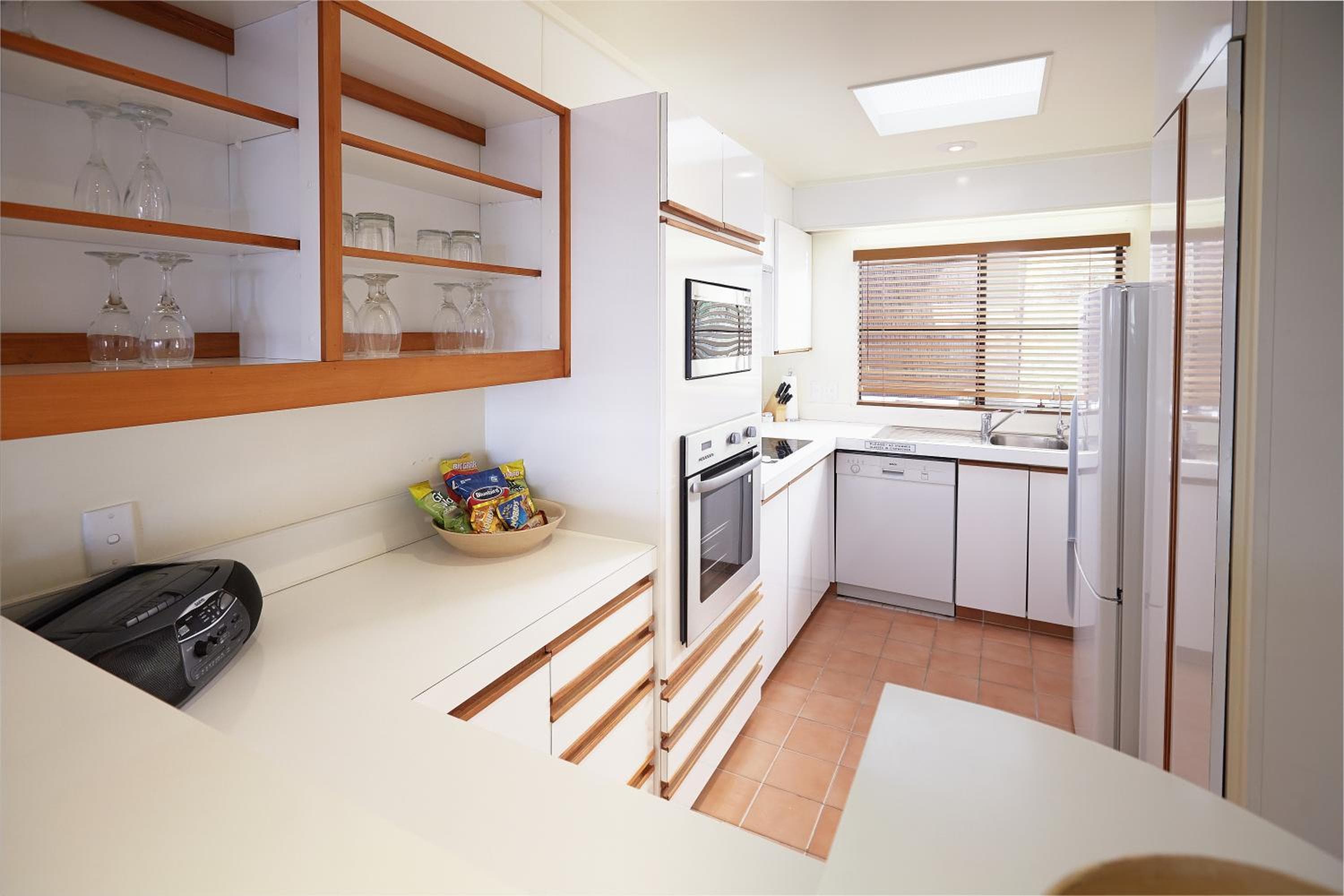 Pioneer Waterfront Apartments, Paihia, photo 5
