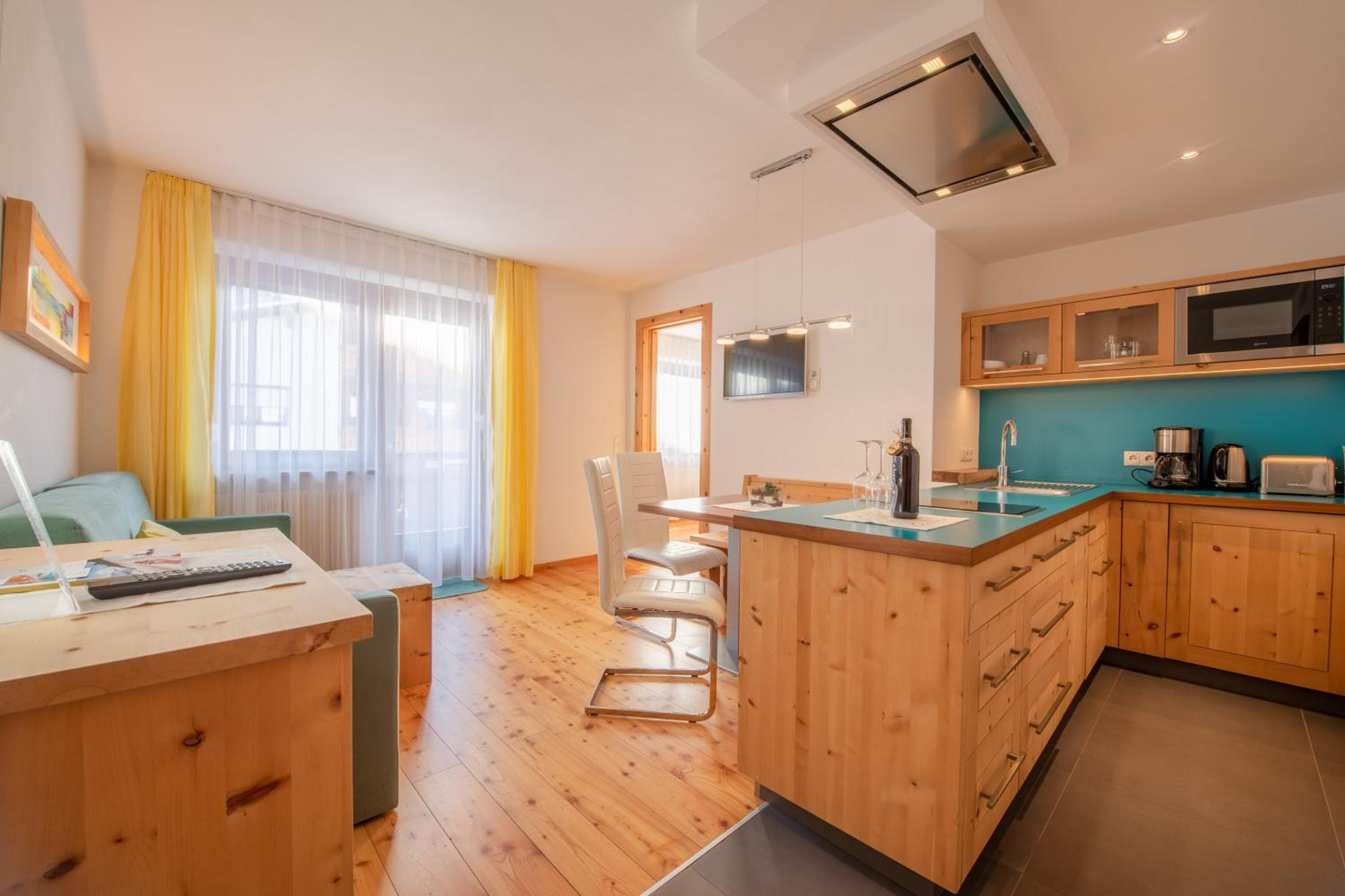 Garni Appartements Almrausch, Burgusio, photo 2
