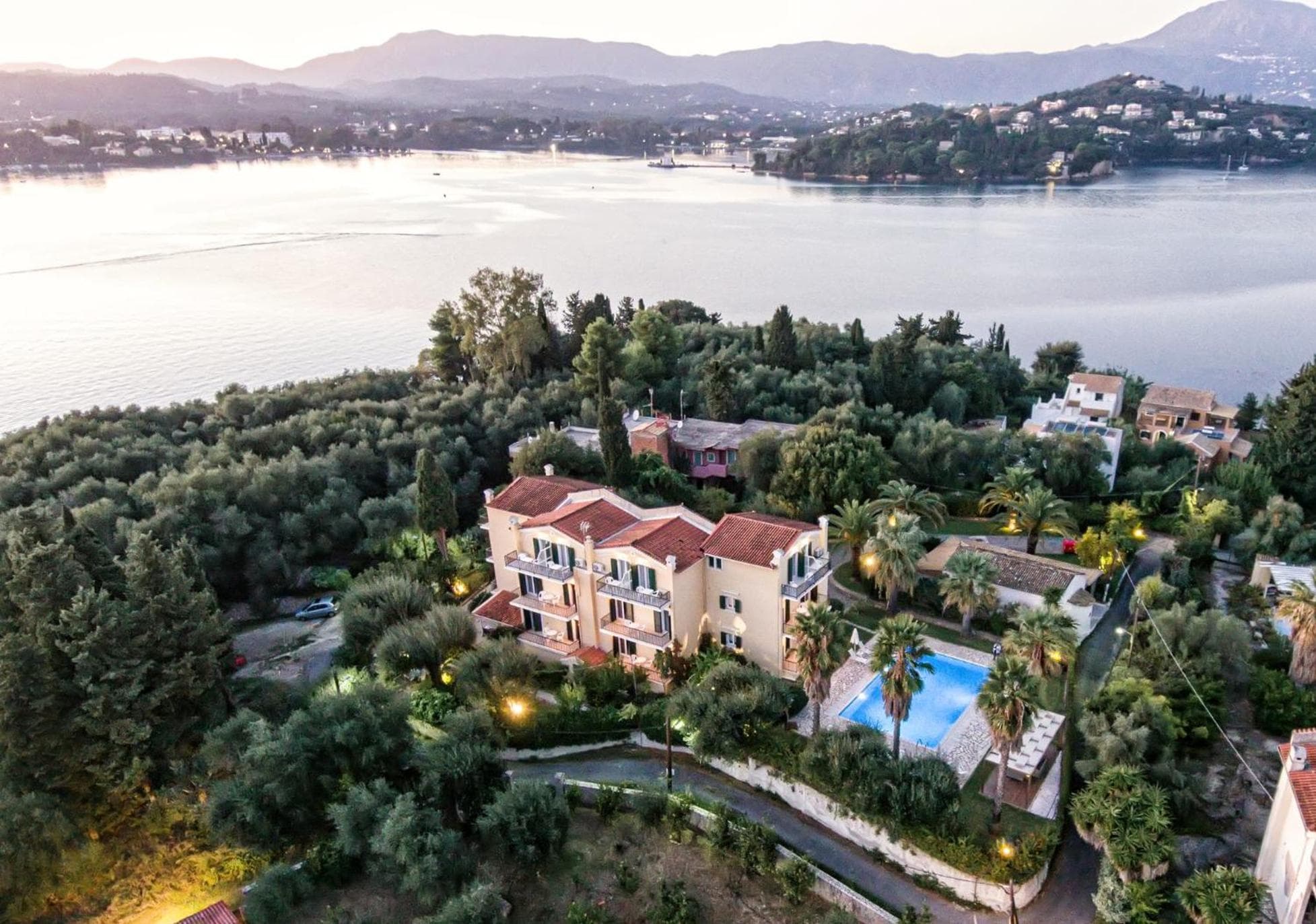 Villa Eftichia Hotel Apartments & Studios, Kontokali
