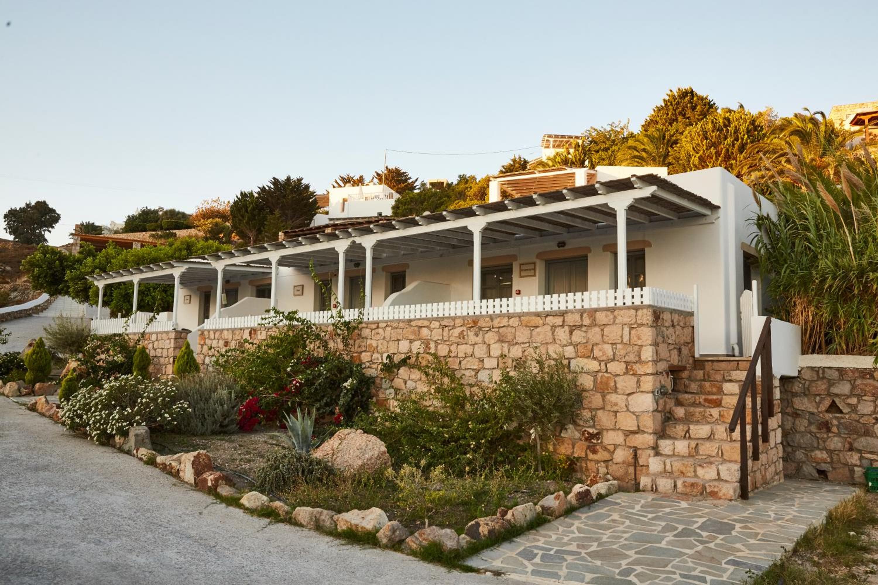 9 Muses Exclusive Apartments, Grikos