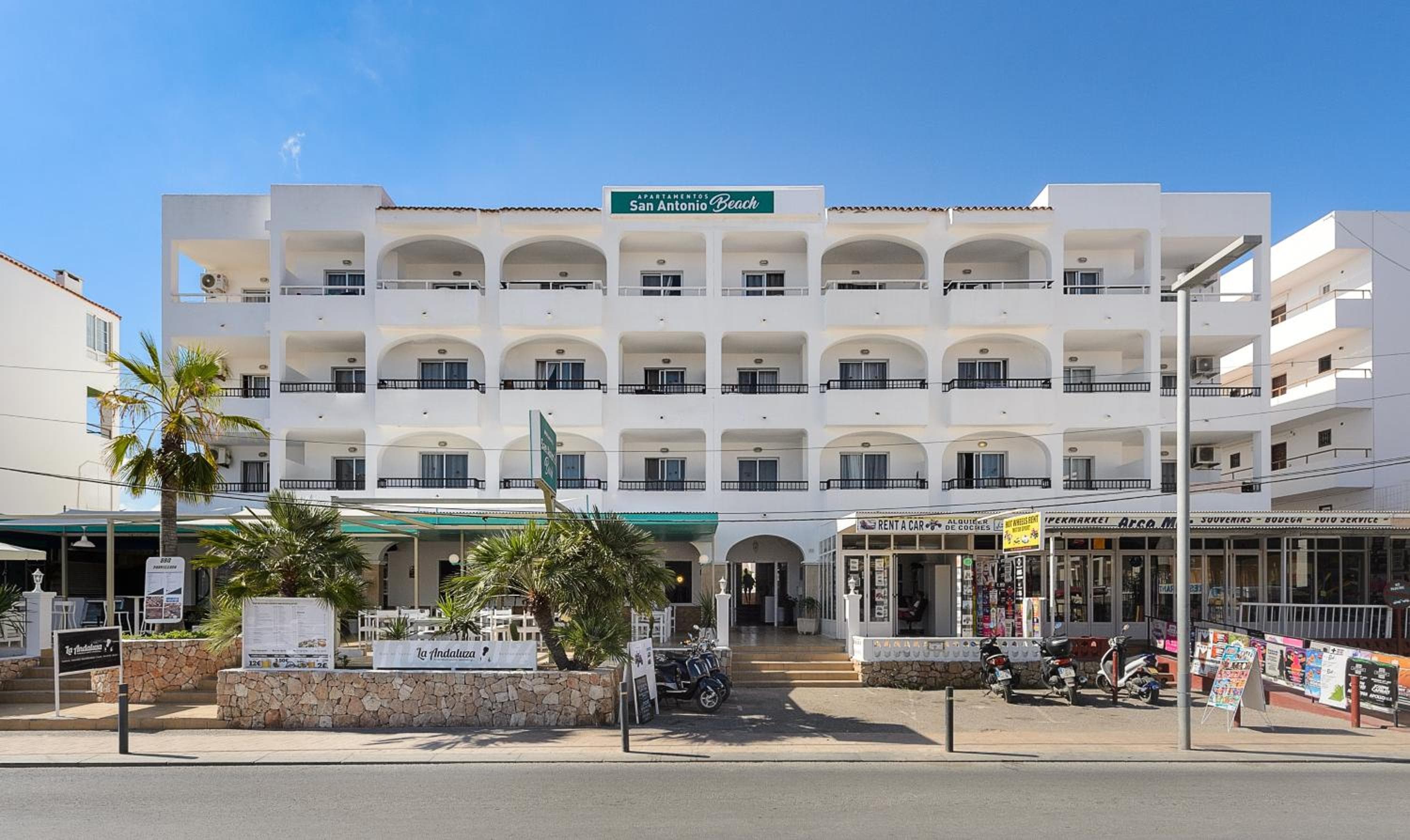 Apartamentos San Antonio Beach, San Antonio Bay, photo 6