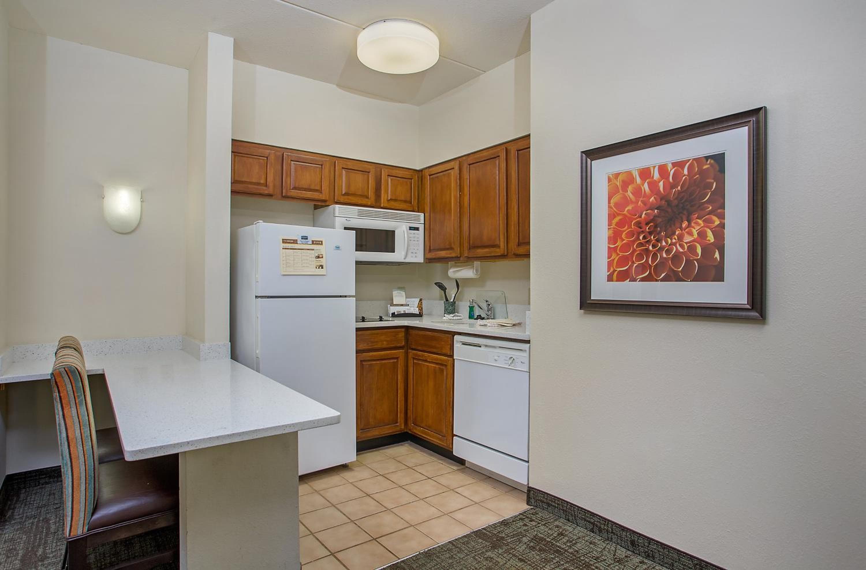 Staybridge Suites Chattanooga Downtown - Convention Center by IHG, Chattanooga, photo 4