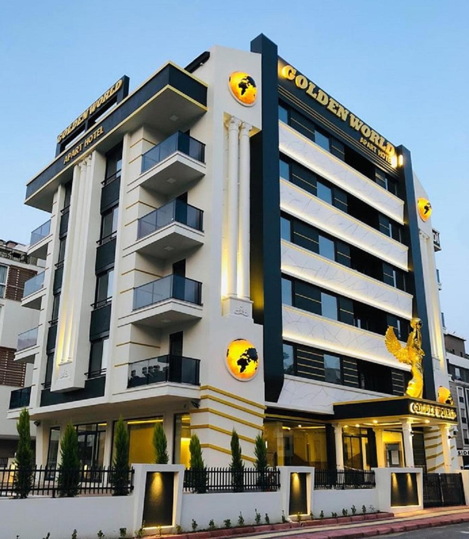 Building at Golden World Suite Hotel