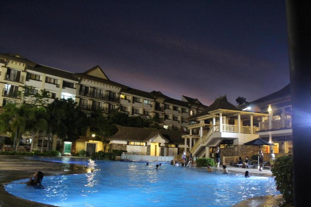 ONE OASIS DAVAO a4 FREE POOL 3 MIN WALK SM MALL, Davao City