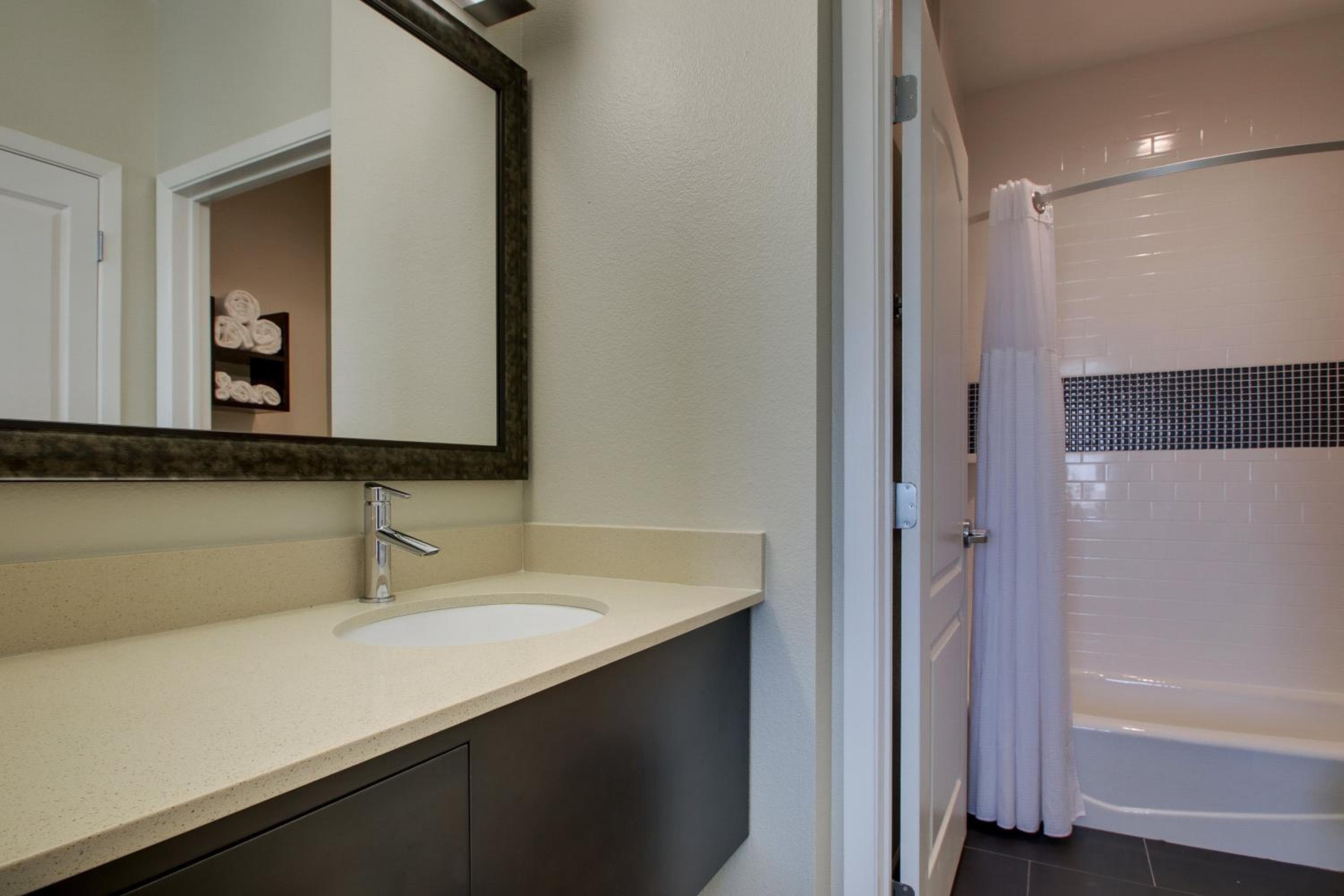 Staybridge Suites Plano - The Colony by IHG, The Colony, photo 6