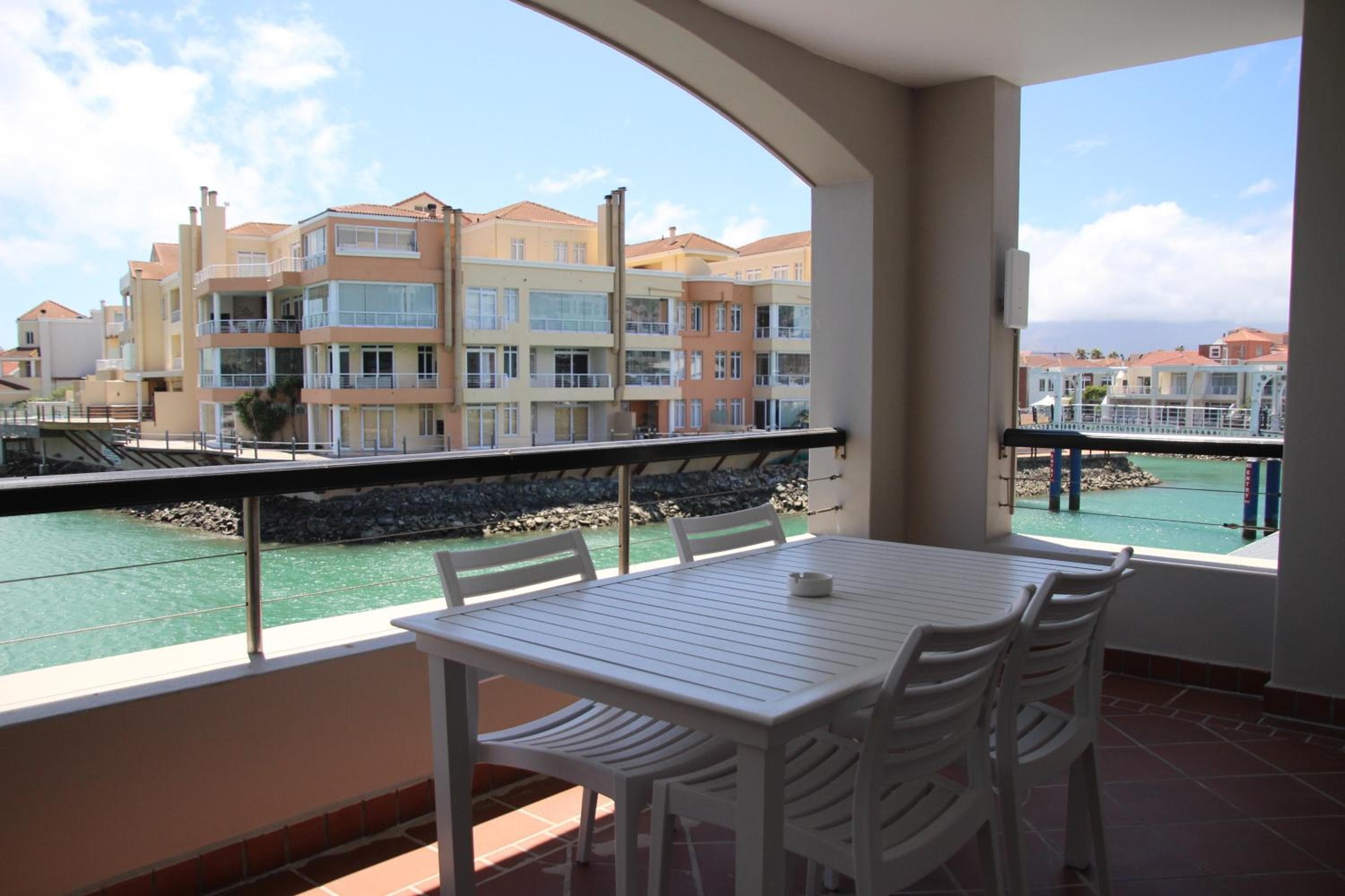 The Boardwalk Accommodation, Gordonʼs Bay, photo 2