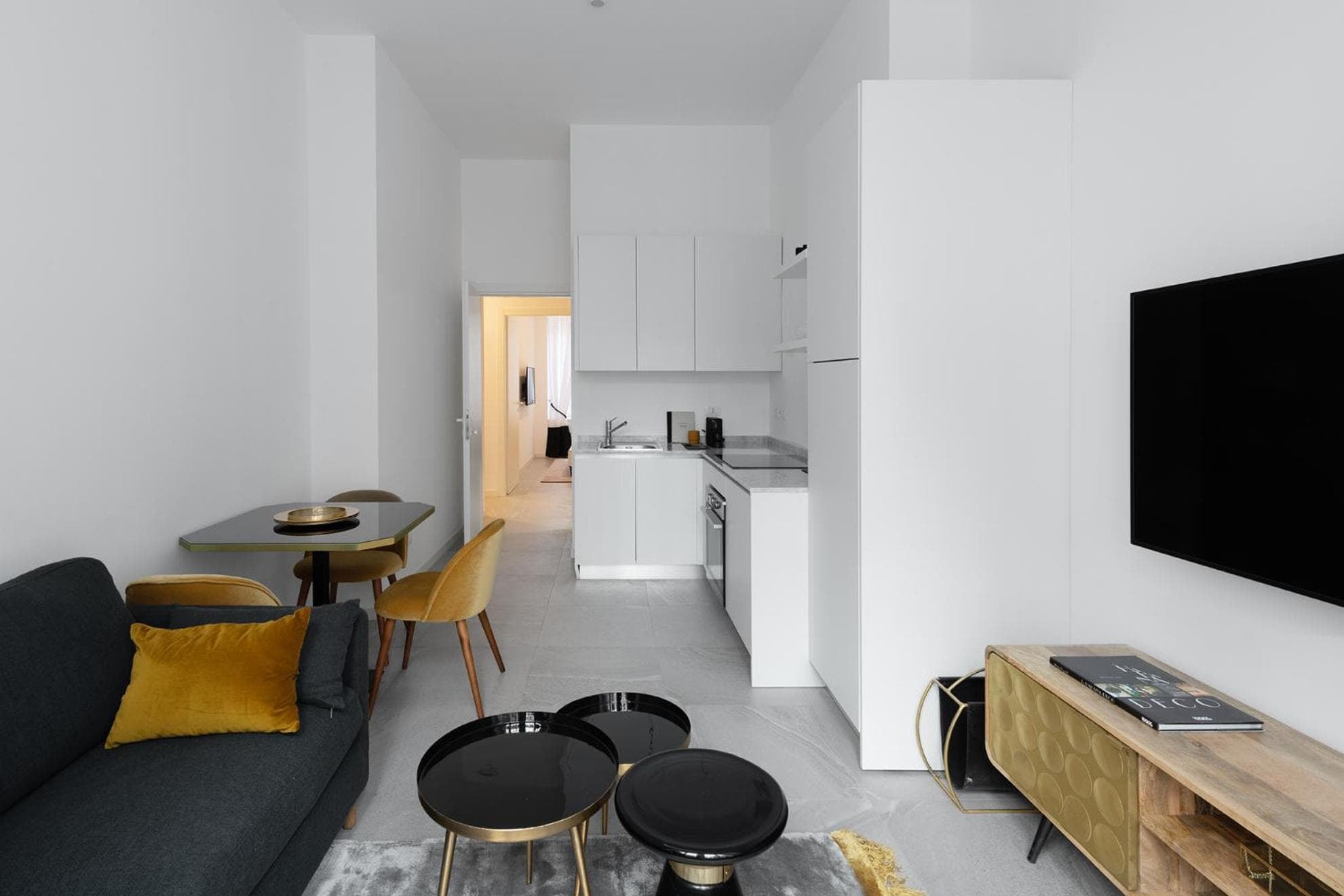 JOIVY Boutique Apartments Farneti, Milan, photo 2