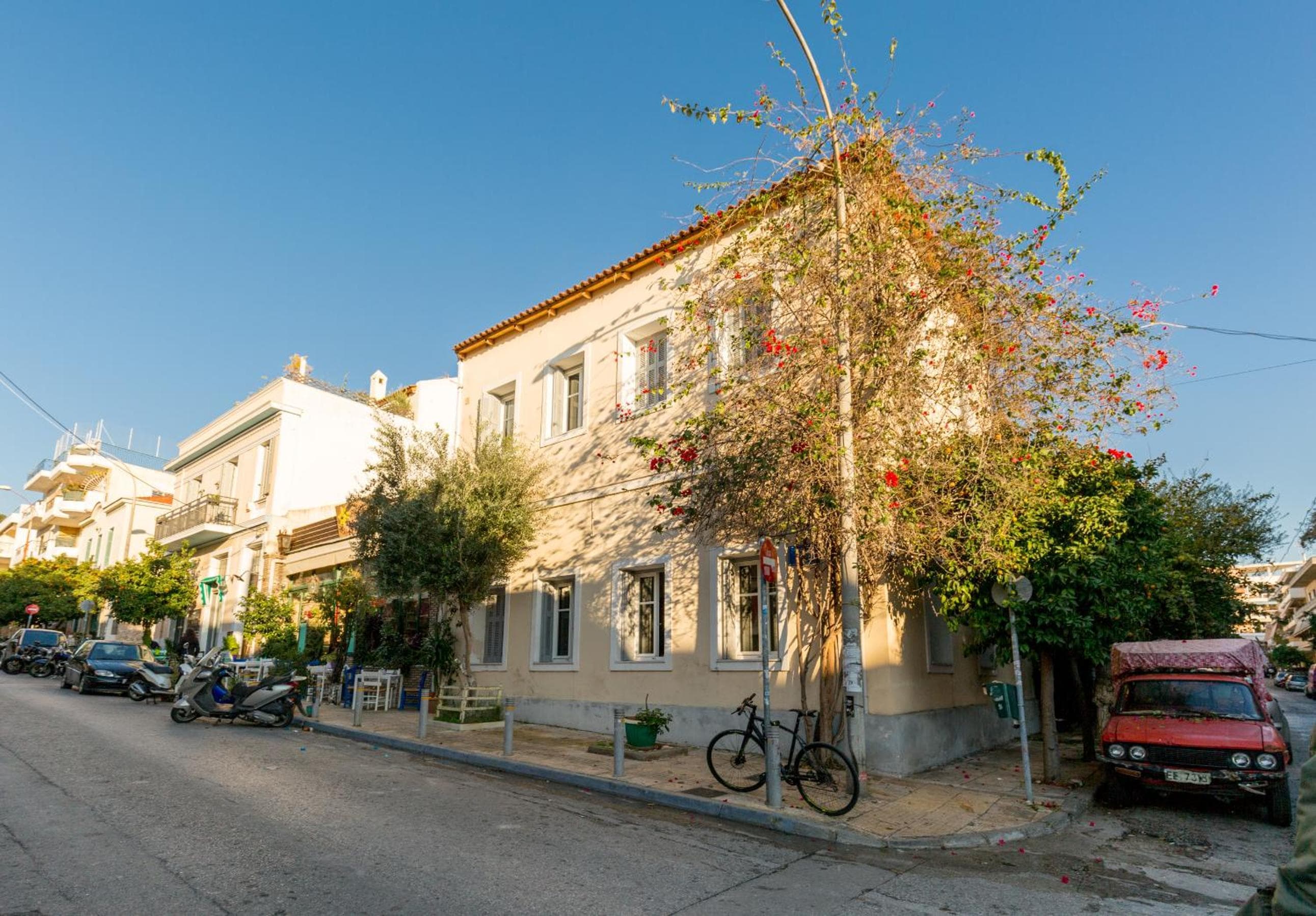 Troon of Athens Apartments, Athens, photo 5
