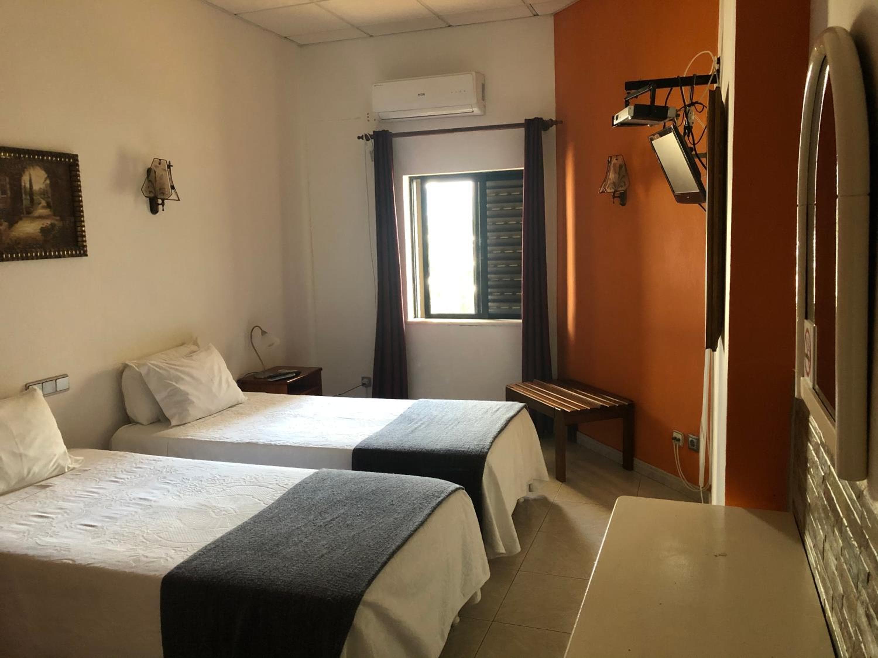 Apartamentos e Quartos Atalaia, Sagres, photo 3