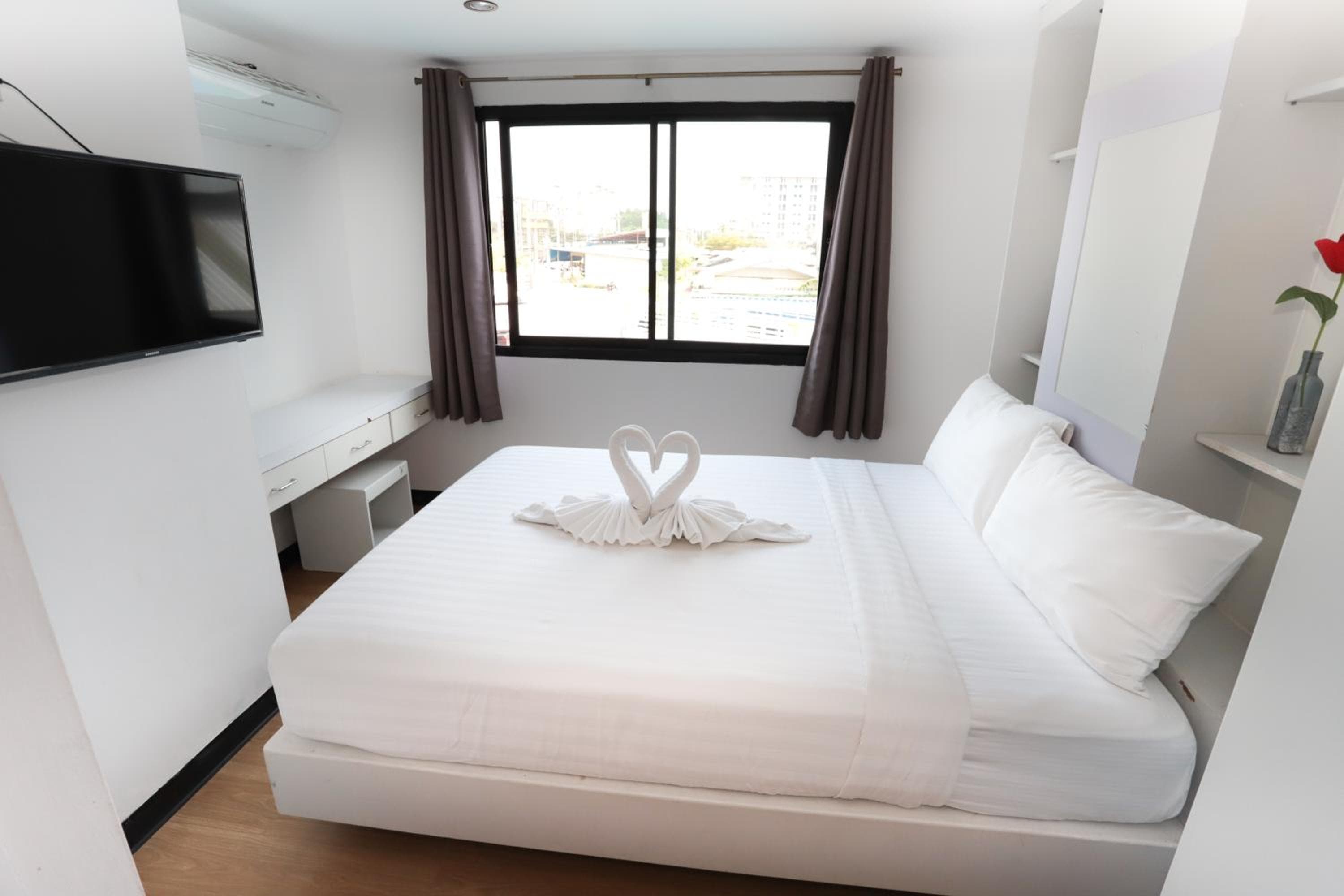 C Tower Hotel, Suratthani, photo 6