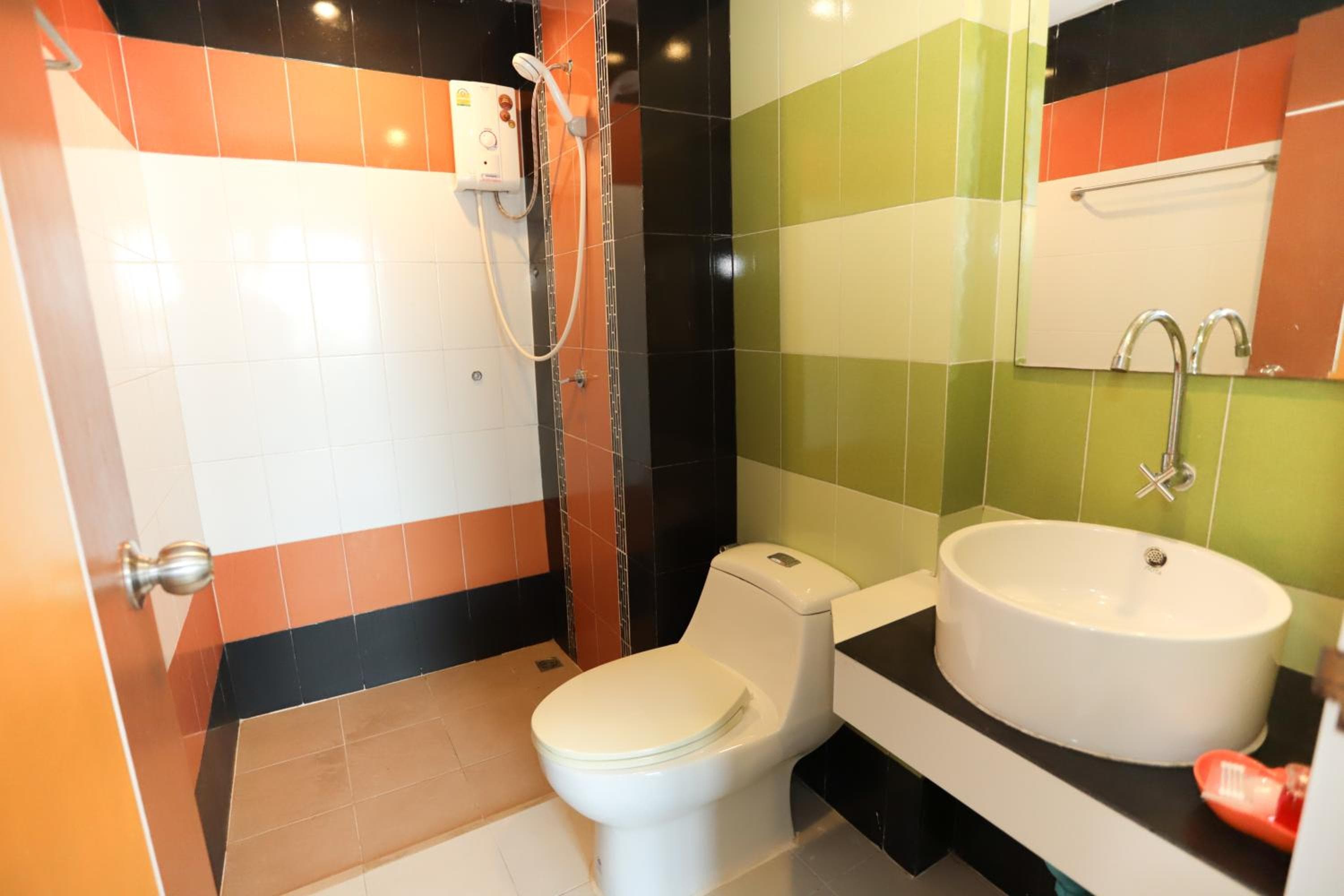 C Tower Hotel, Suratthani, photo 4