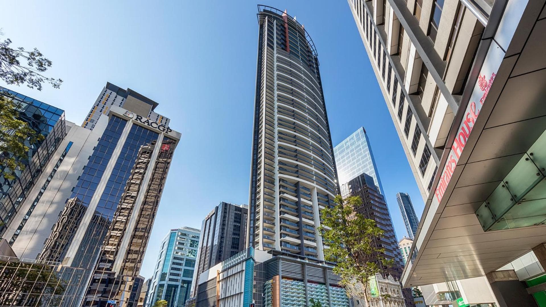 Oaks Brisbane Aurora Suites, Brisbane