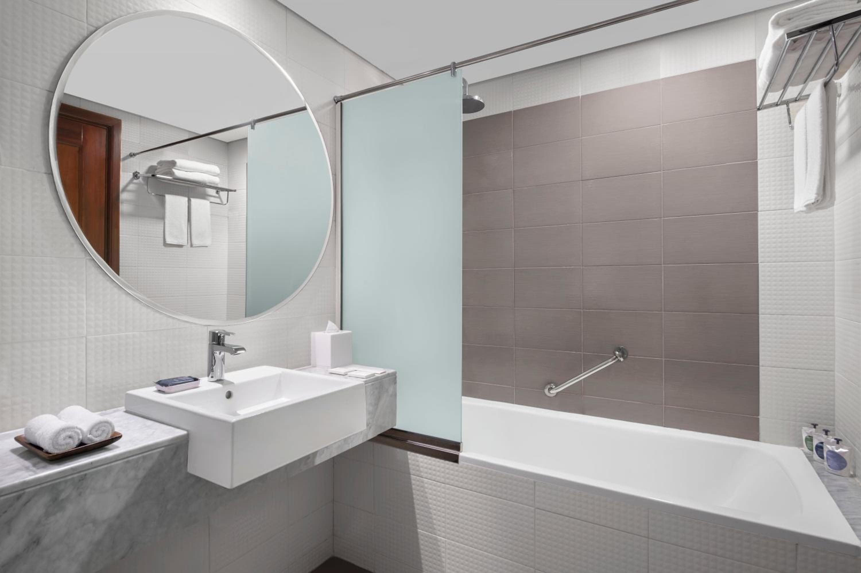 Leva Hotel and Suites, Opposite Downtown, Dubai, photo 4