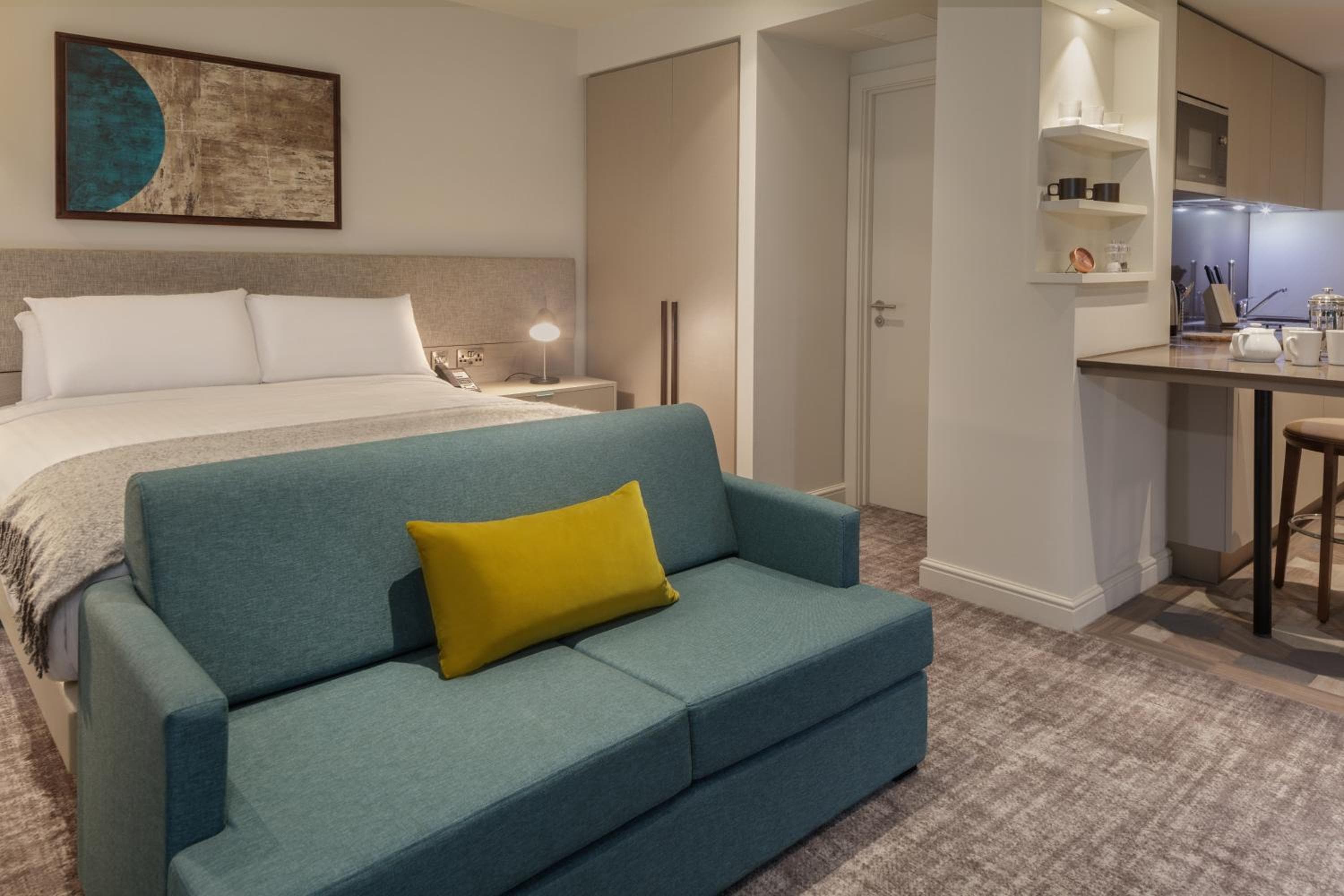 Staybridge Suites London Heathrow - Bath Road by IHG, Hillingdon, photo 6