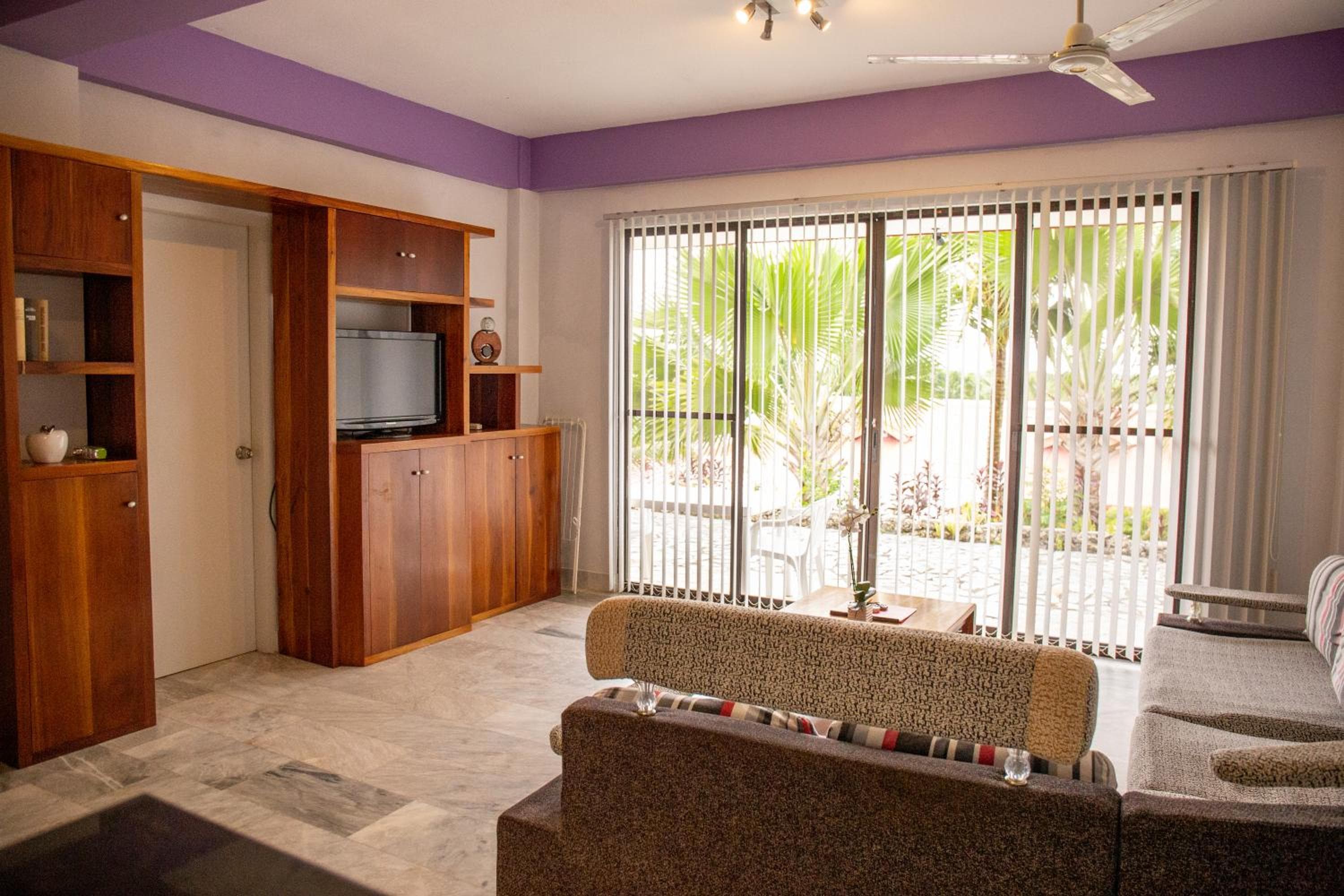 Seaview Hills Luxury Apartments & Rooms, Dauis, photo 2