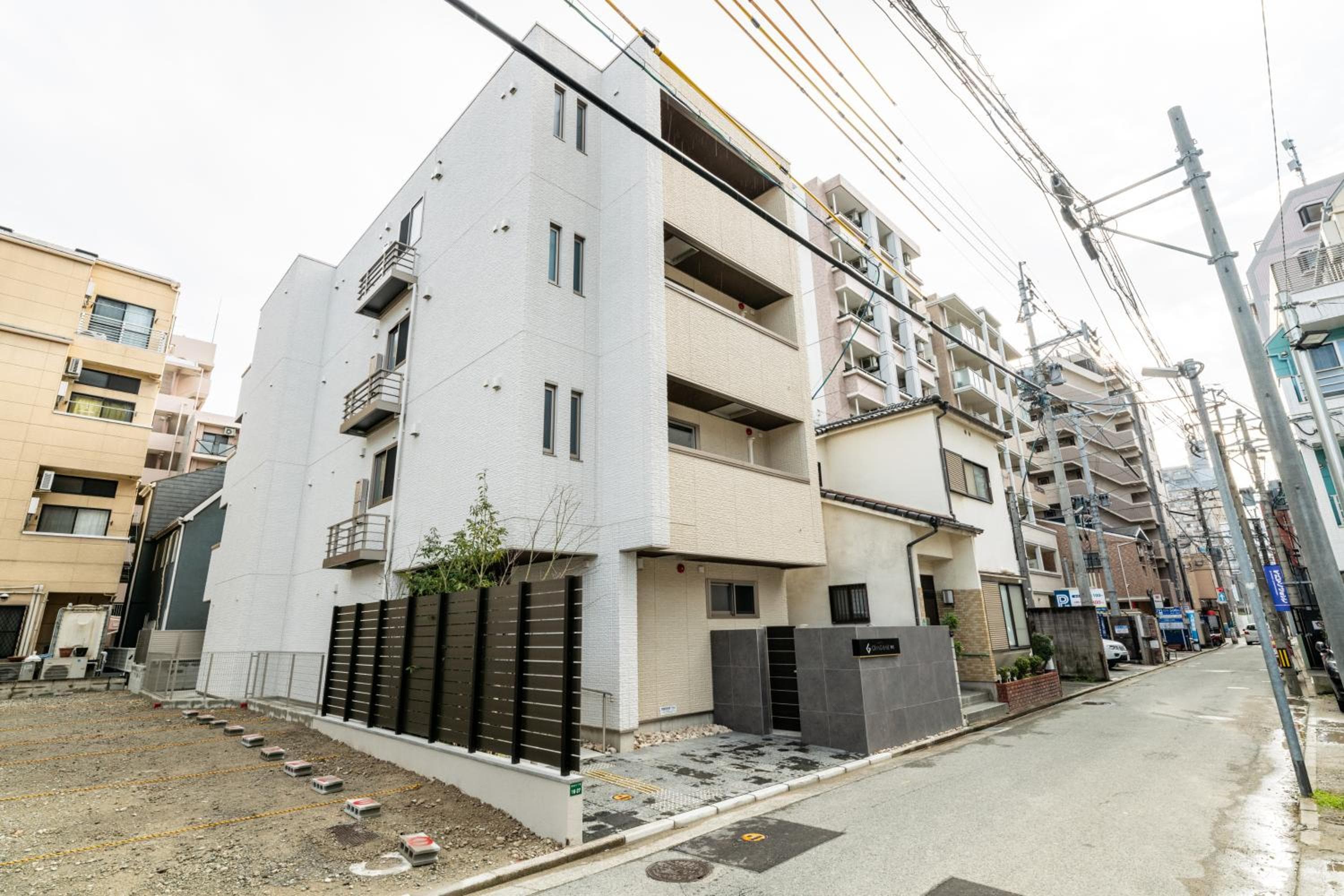 GRAND BASE Haruyoshi, Fukuoka