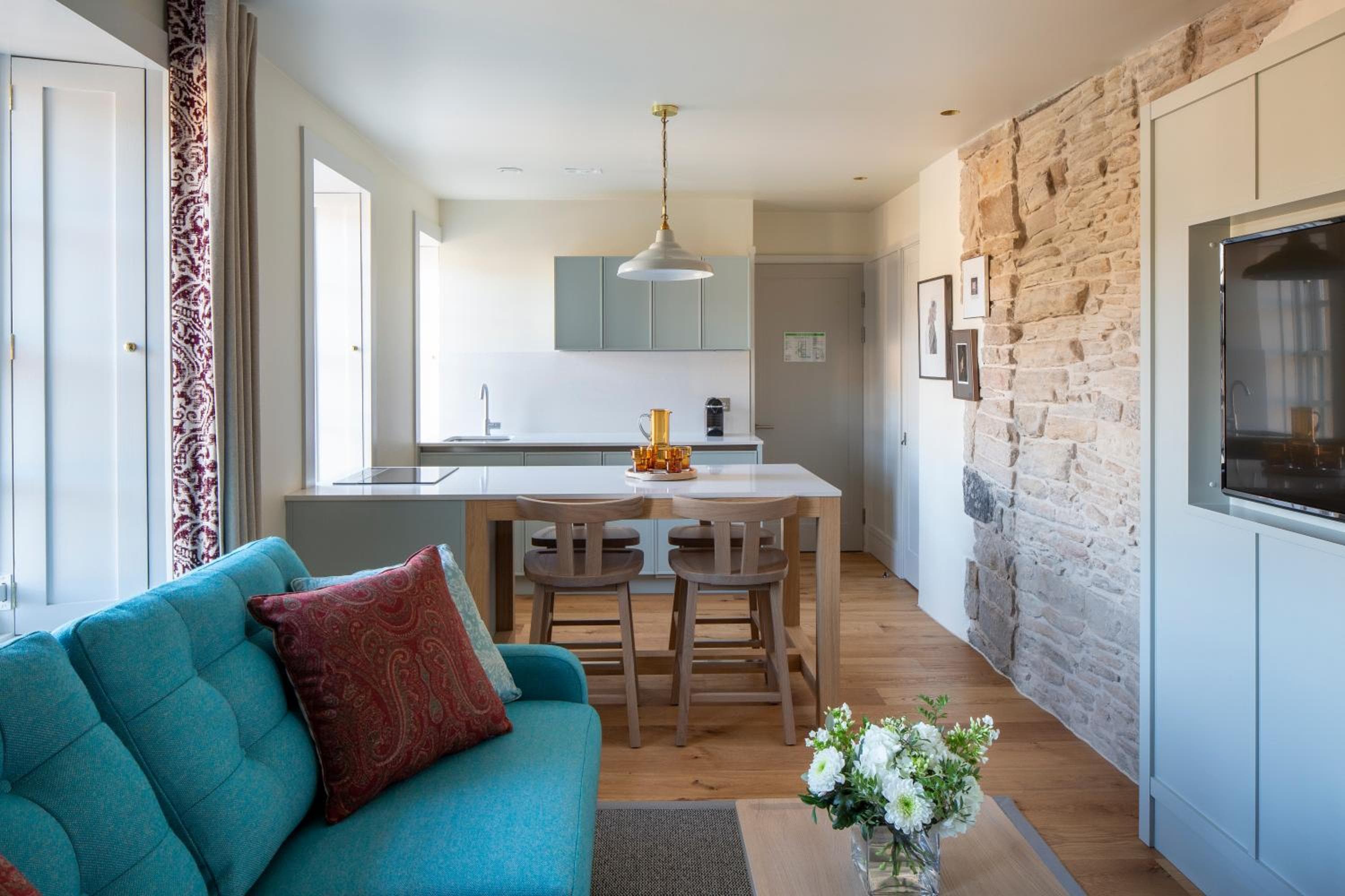 Abbey Strand Apartments, at Holyrood, Edinburgh, photo 4