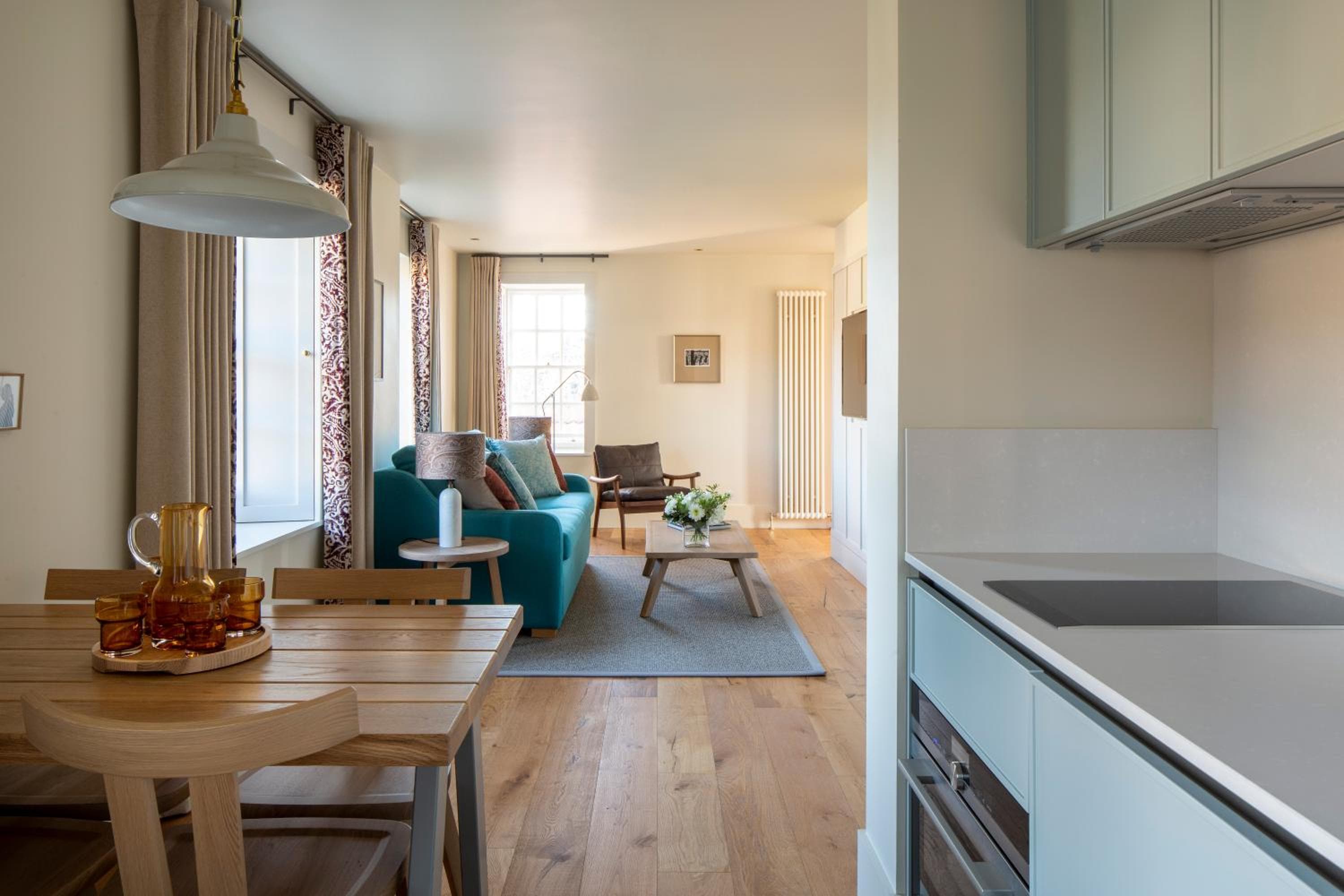 Abbey Strand Apartments, at Holyrood, Edinburgh, photo 5