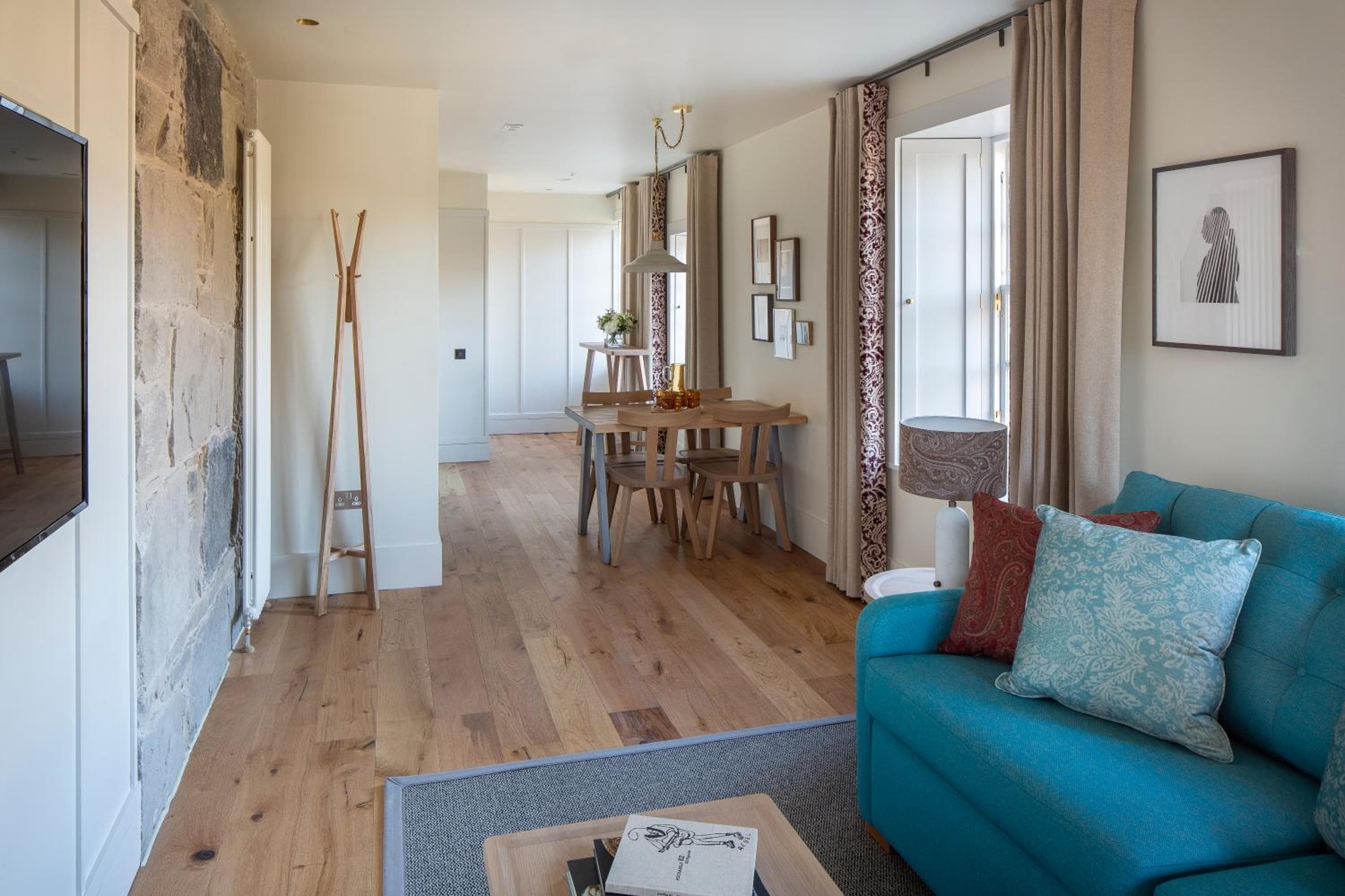 Abbey Strand Apartments, at Holyrood, Edinburgh, photo 2