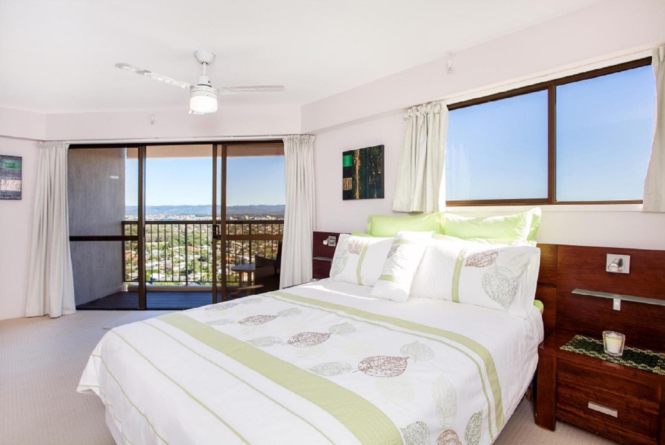 Burleigh Esplanade Apartments, Gold Coast, photo 2