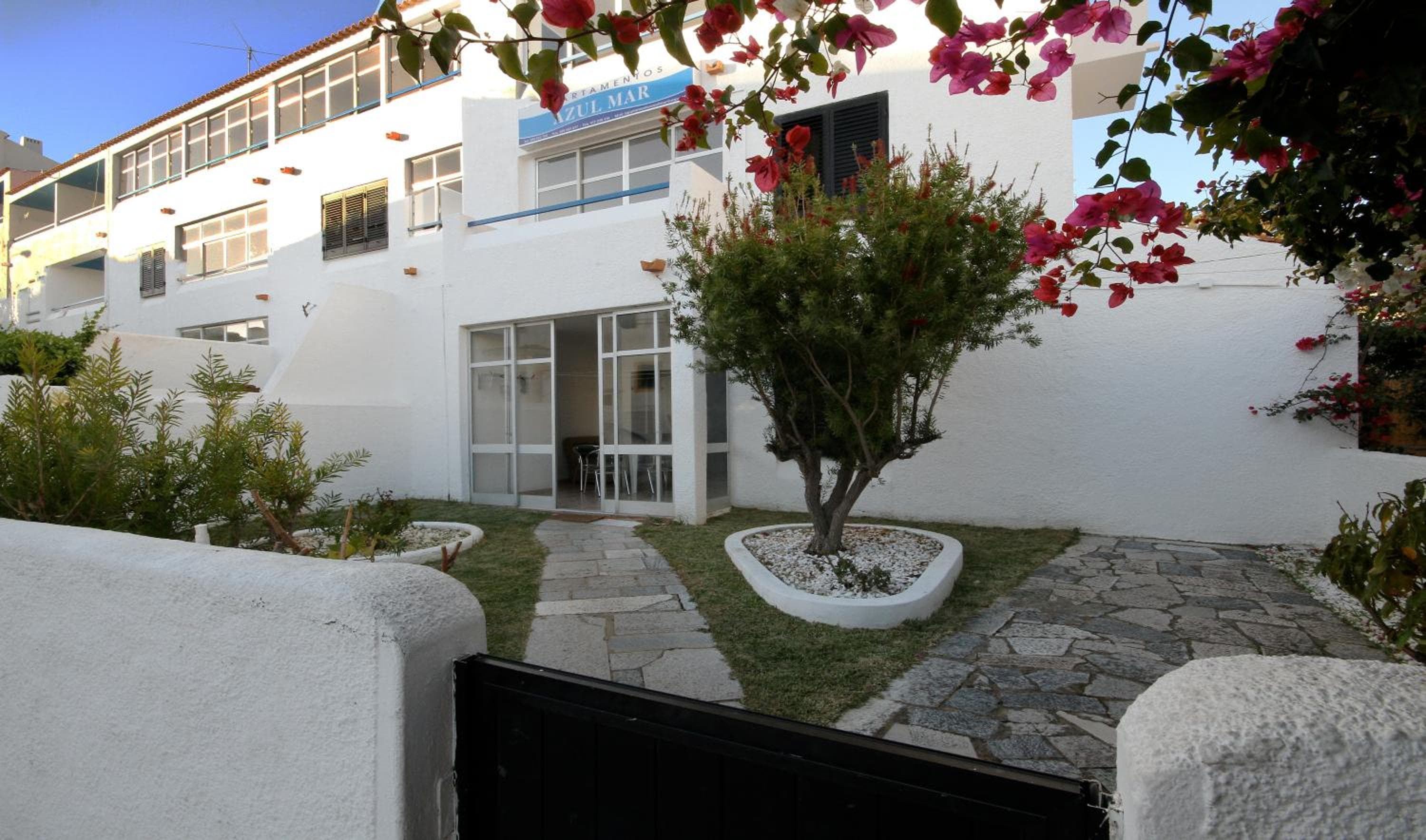 Apartamentos Azul Mar, Albufeira