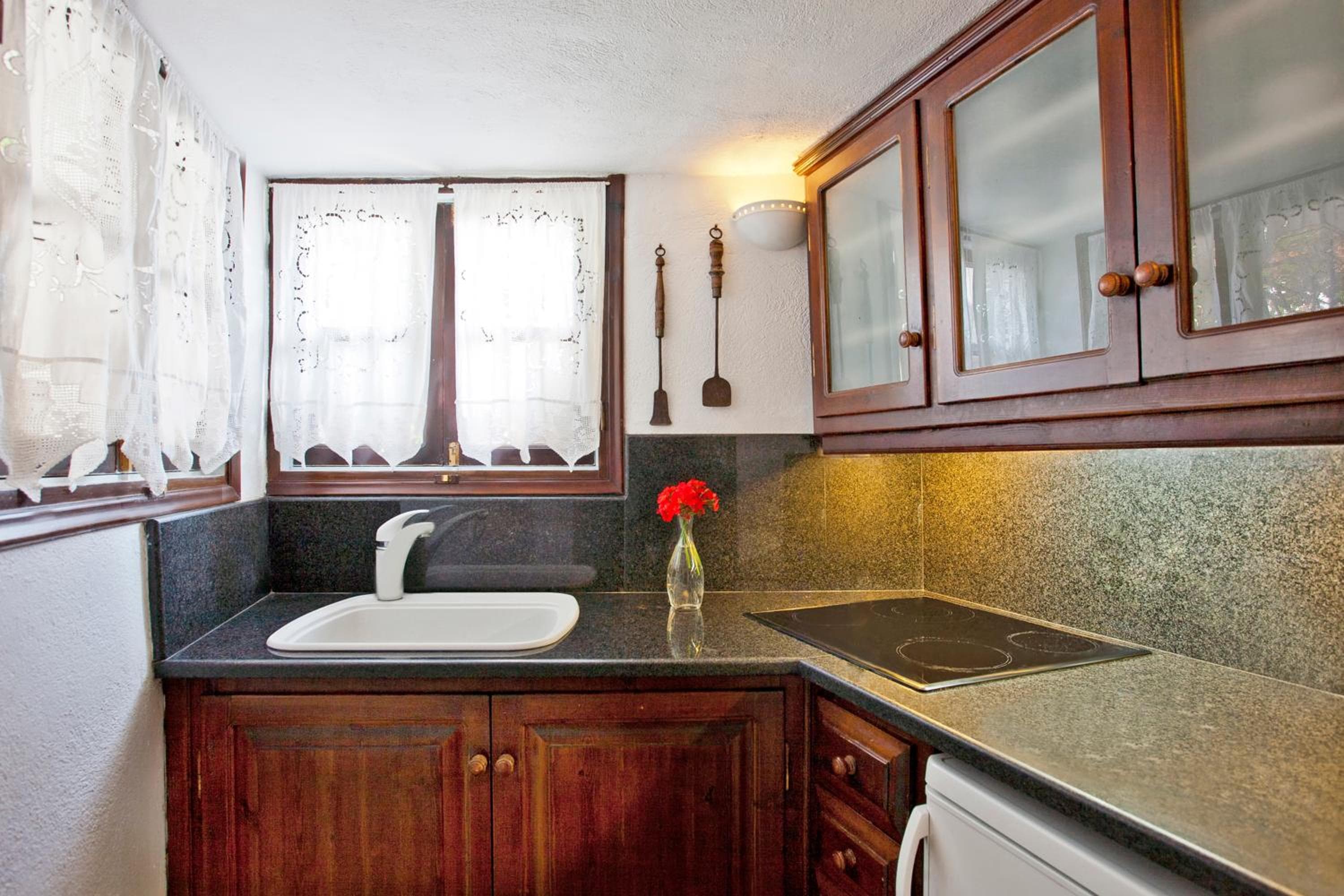 Alexander's Suites, Oia, photo 4
