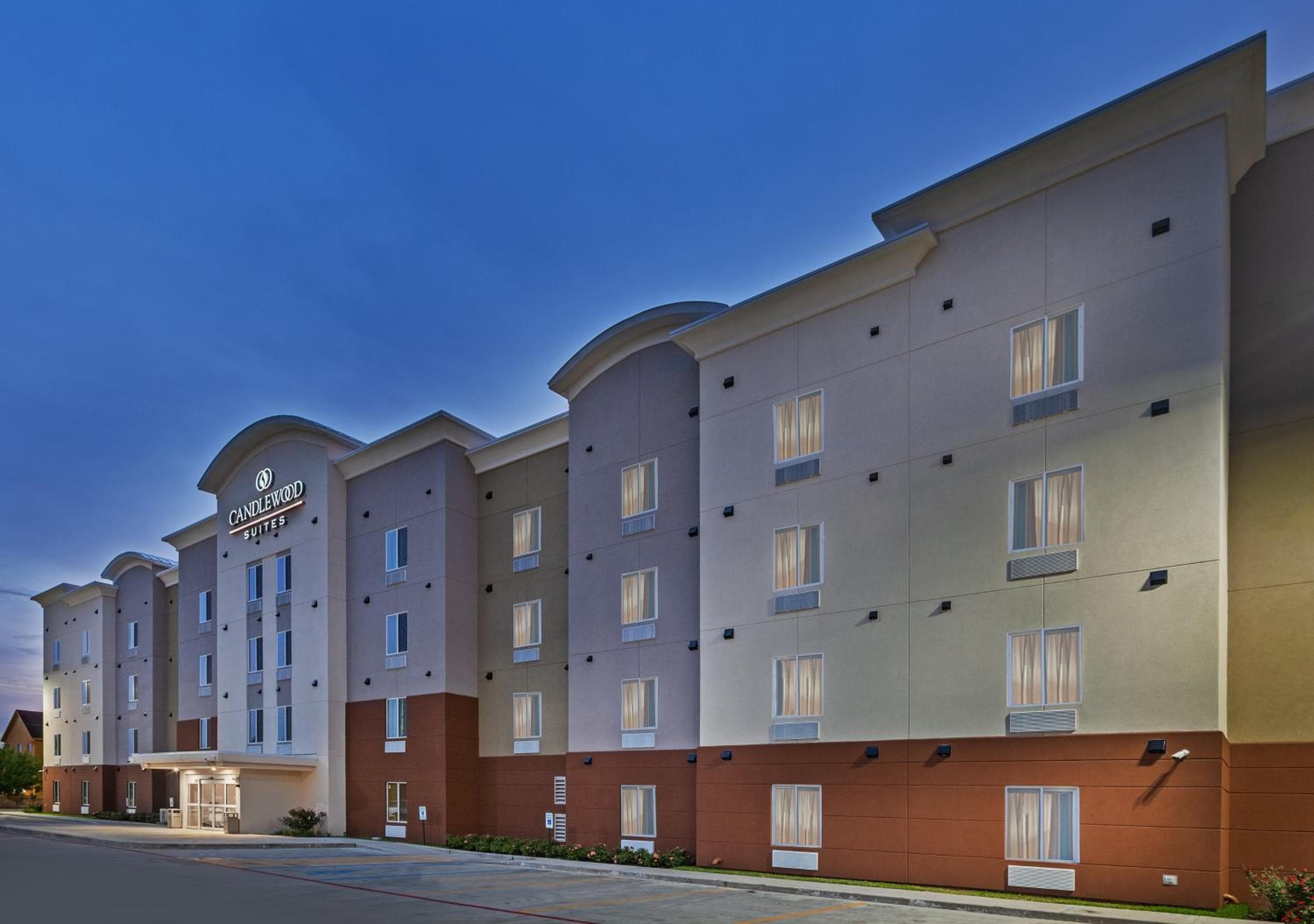 Building at Candlewood Suites - Houston - Pasadena by IHG