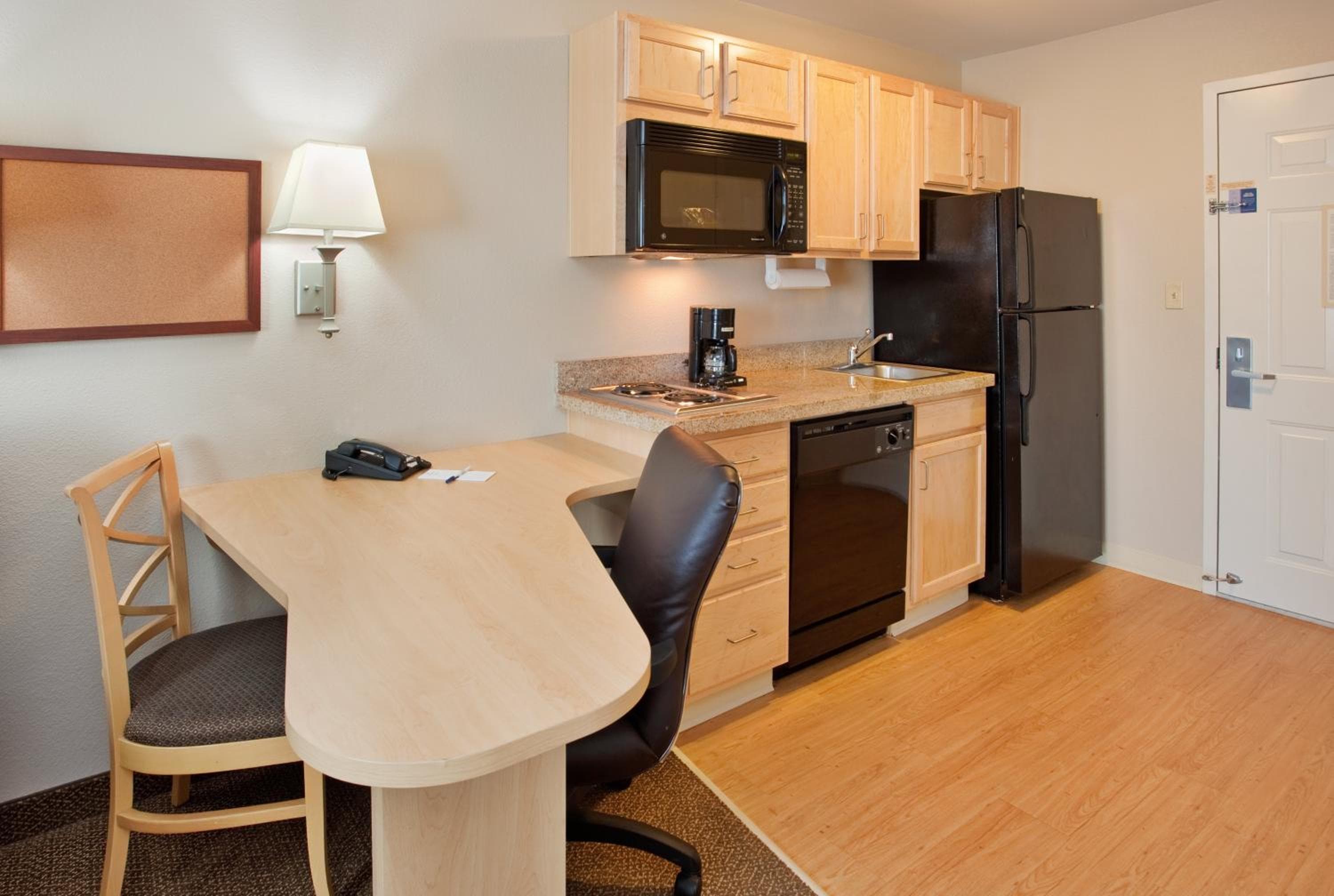 Candlewood Suites Junction City - Ft. Riley by IHG, Junction City, photo 5