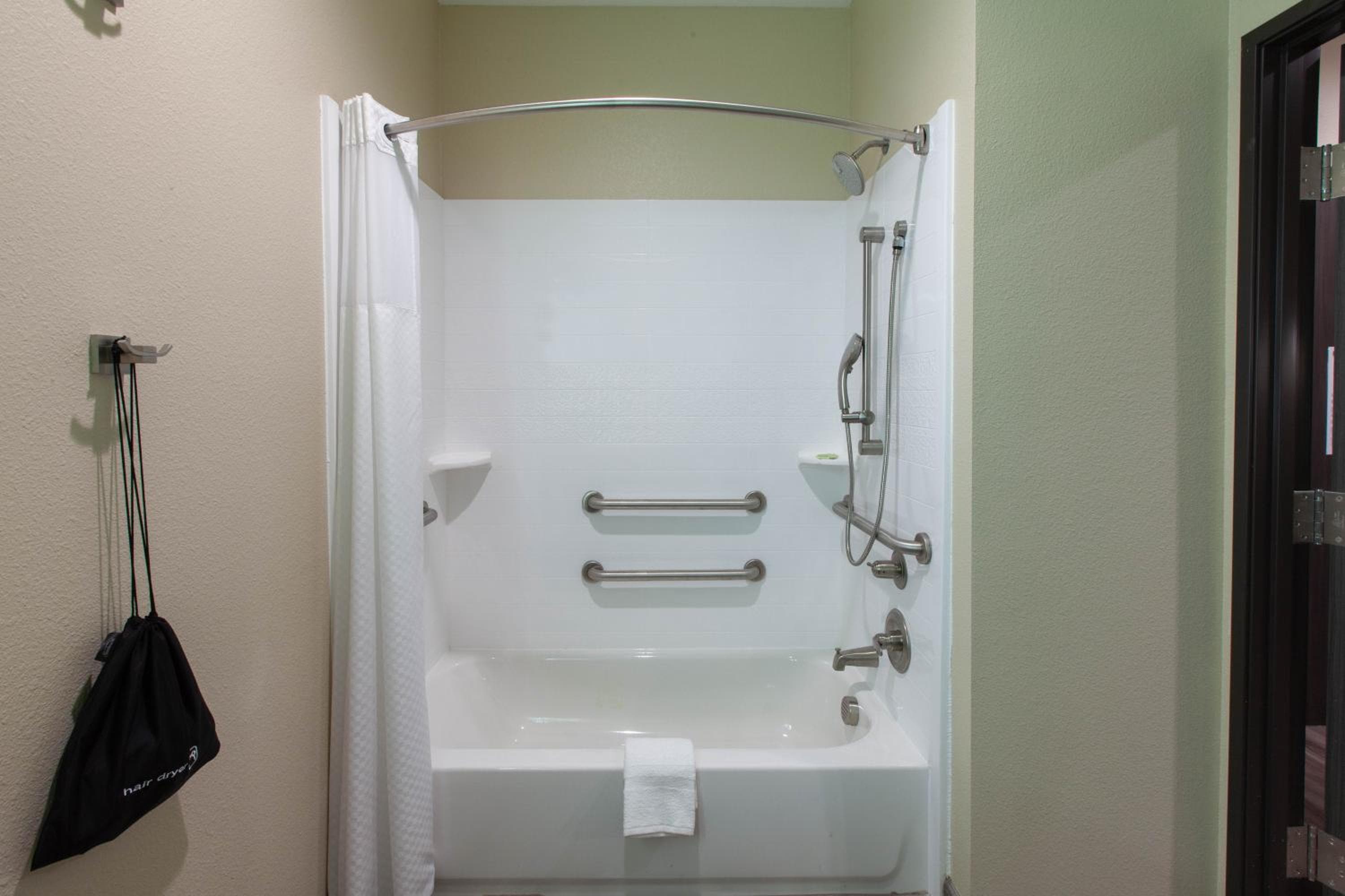 Hawthorn Extended Stay by Wyndham Odessa, Odessa, photo 2