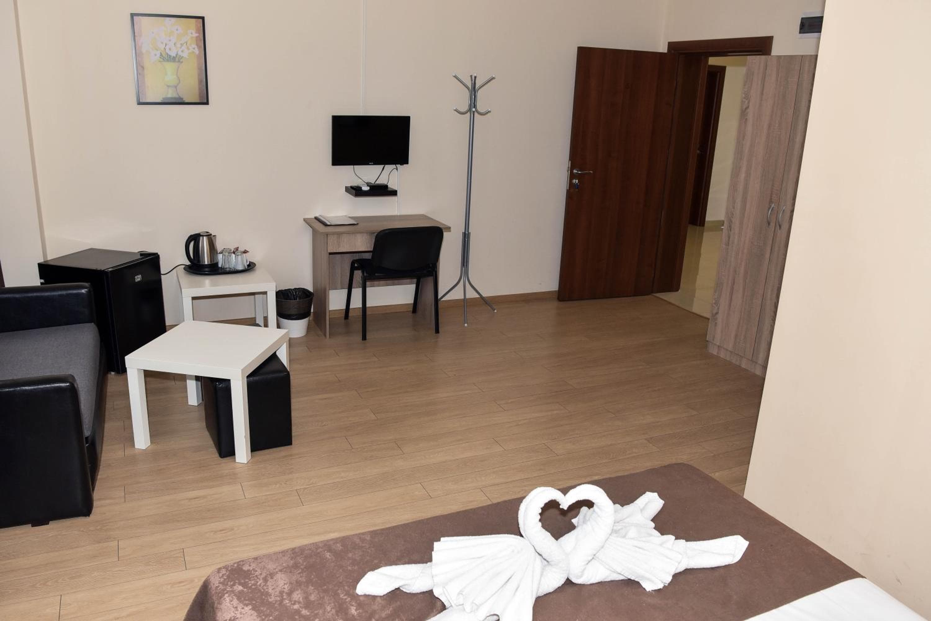 Twain Apart&Rooms, Sofia, photo 6