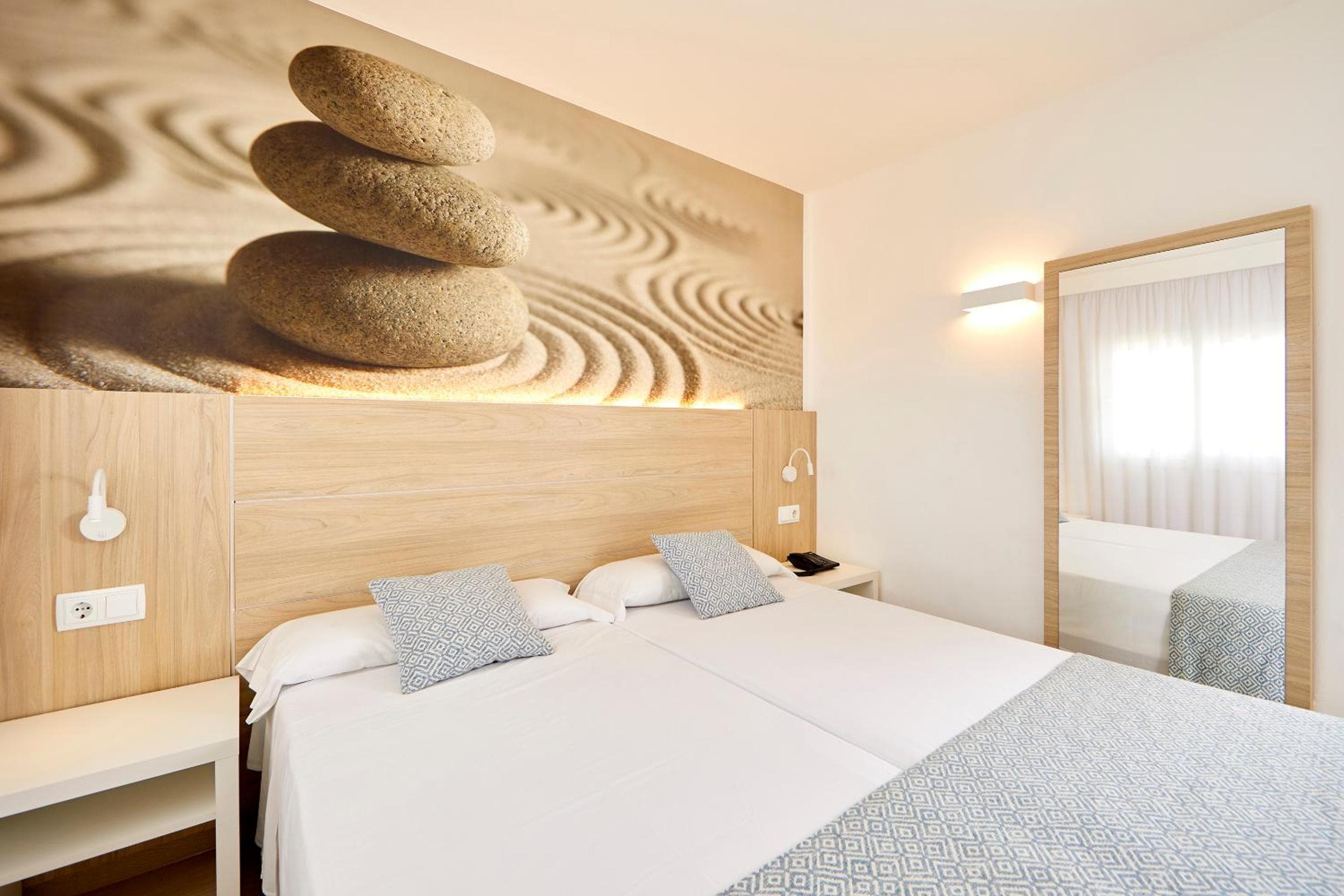Sun Beach, Santa Ponsa, photo 6