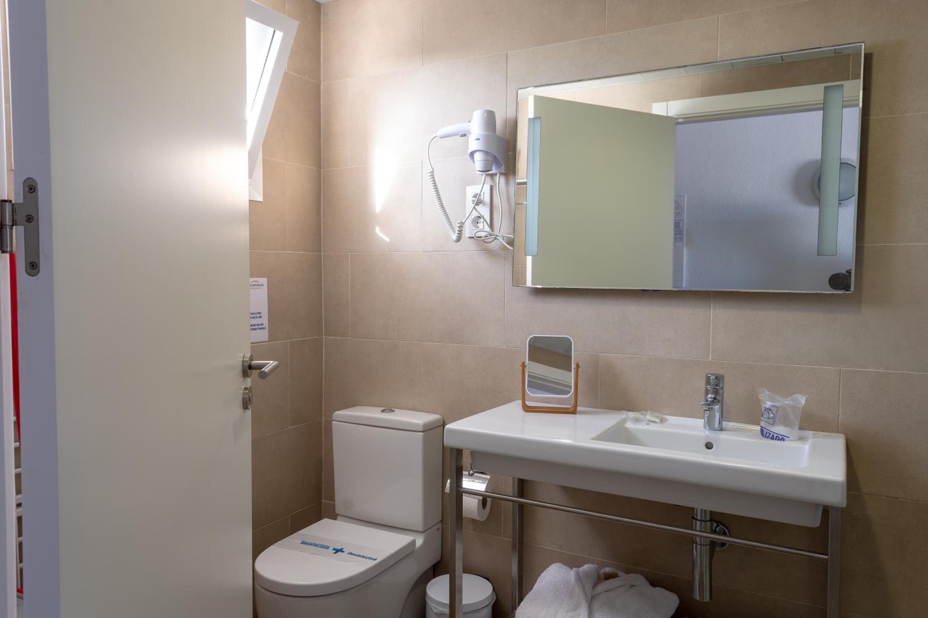 Naranjos Resort Menorca, S'Algar, photo 3