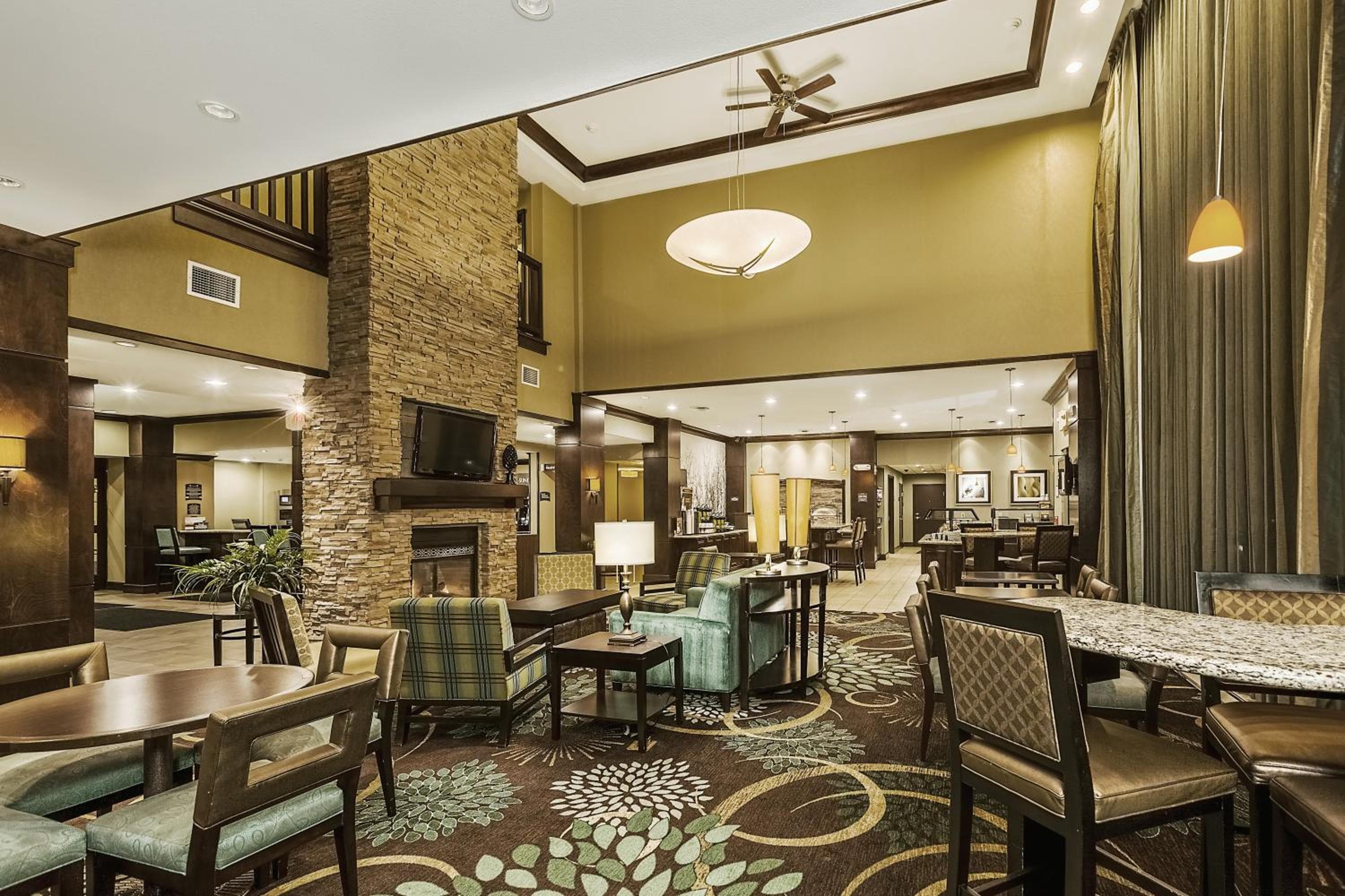 Staybridge Suites Bismarck by IHG, Bismarck, photo 4