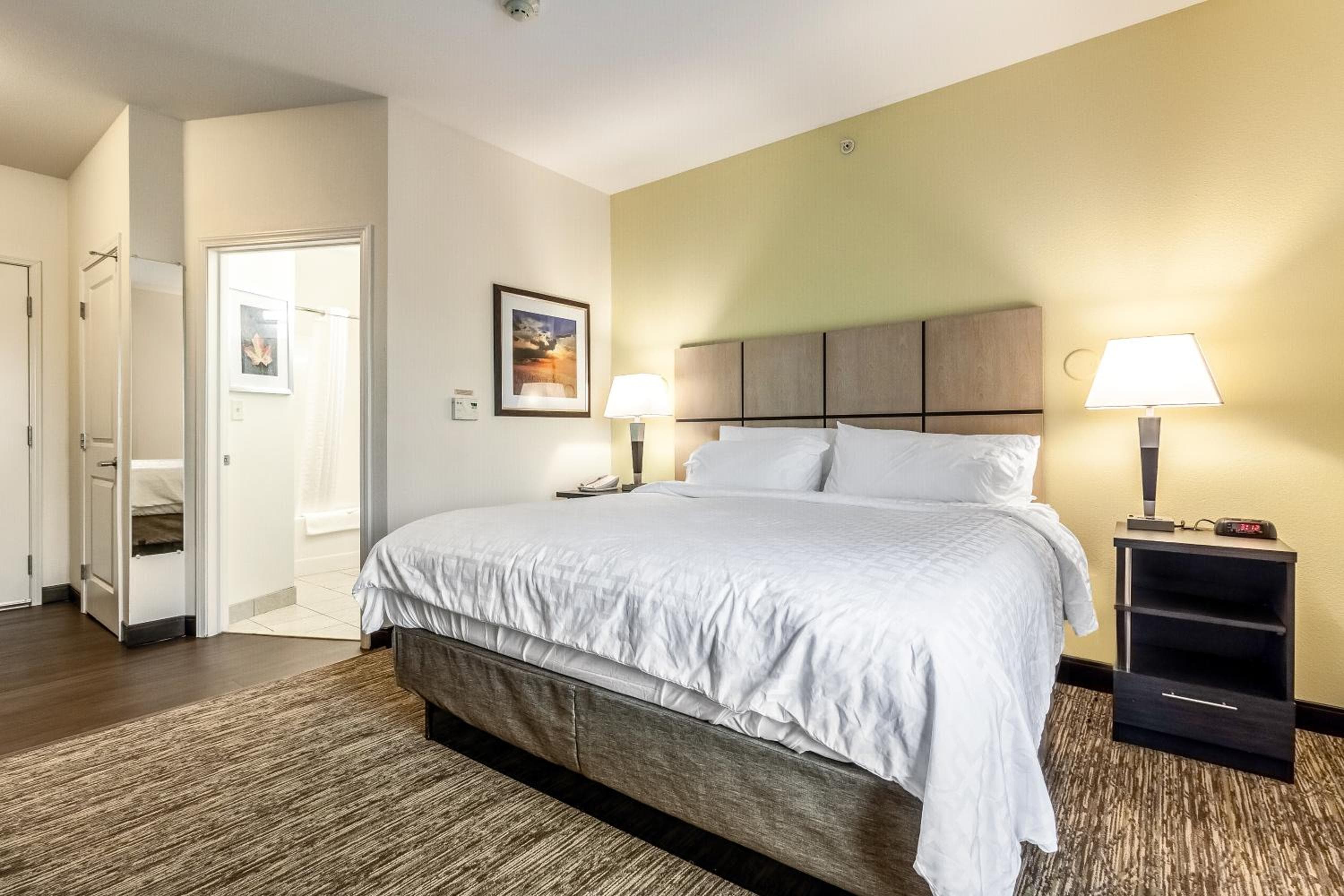 Candlewood Suites Lincoln by IHG, Lincoln, photo 3