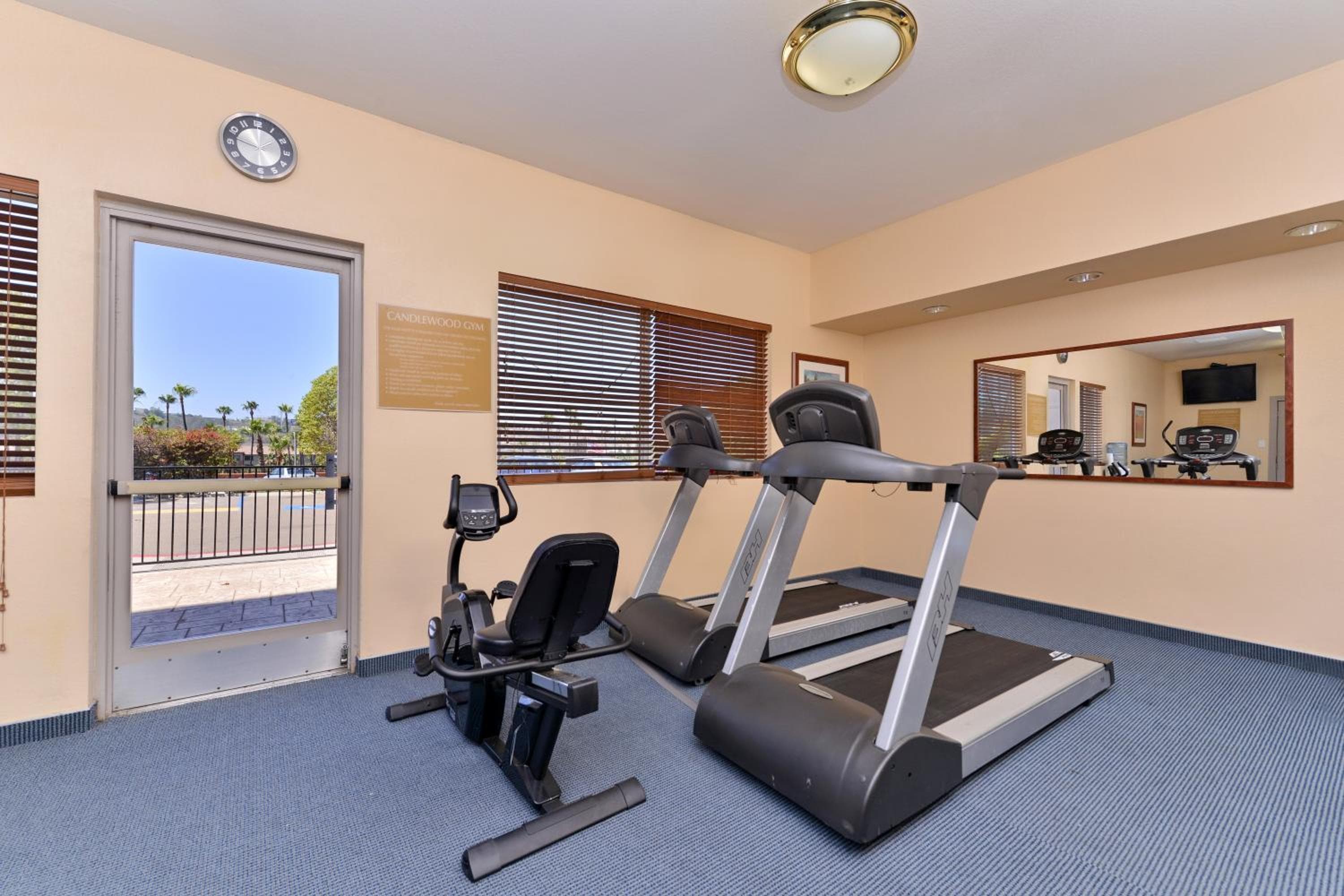 Candlewood Suites San Diego by IHG, San Diego, photo 3