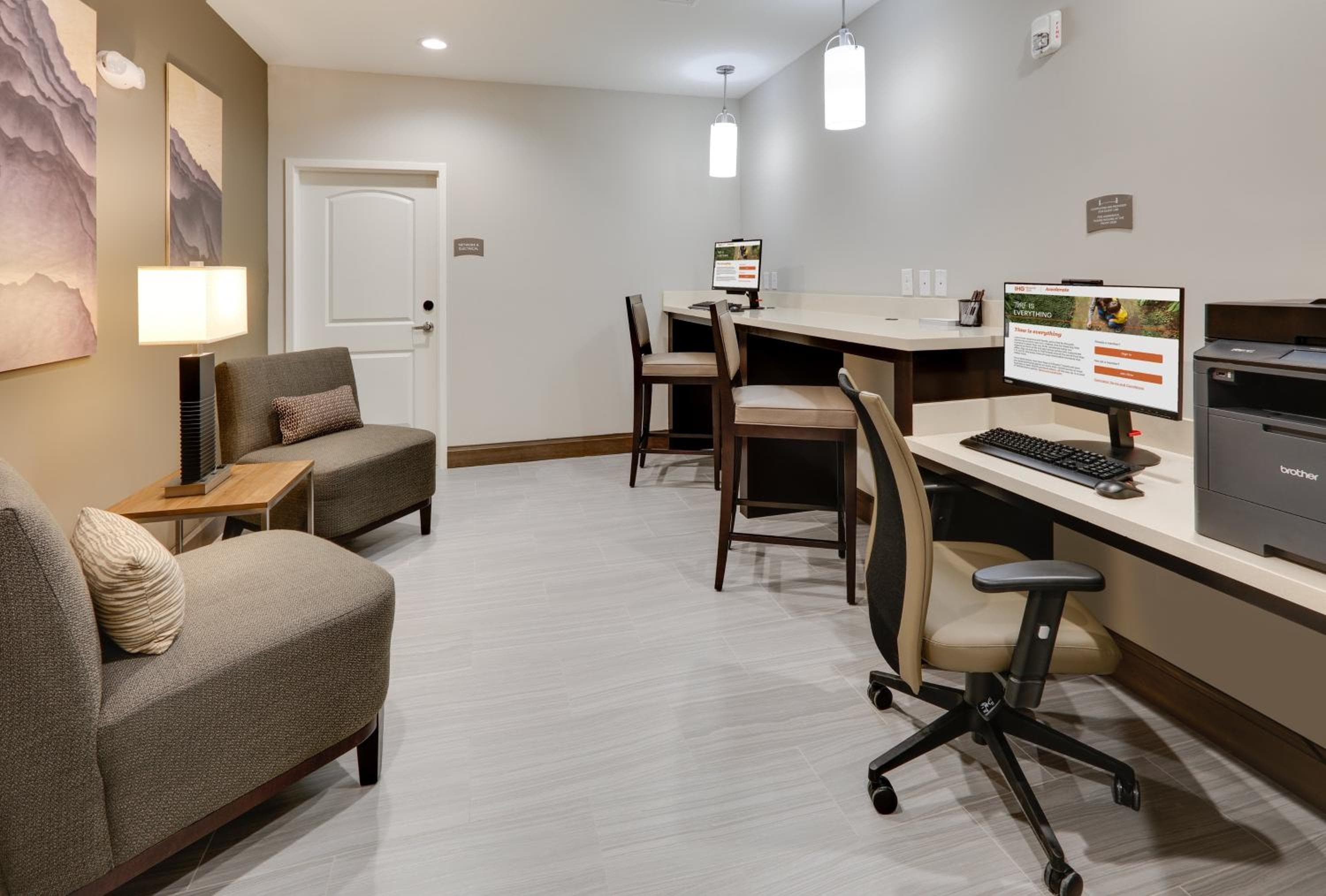 Staybridge Suites - Oklahoma City - Downtown by IHG, Oklahoma City, photo 2