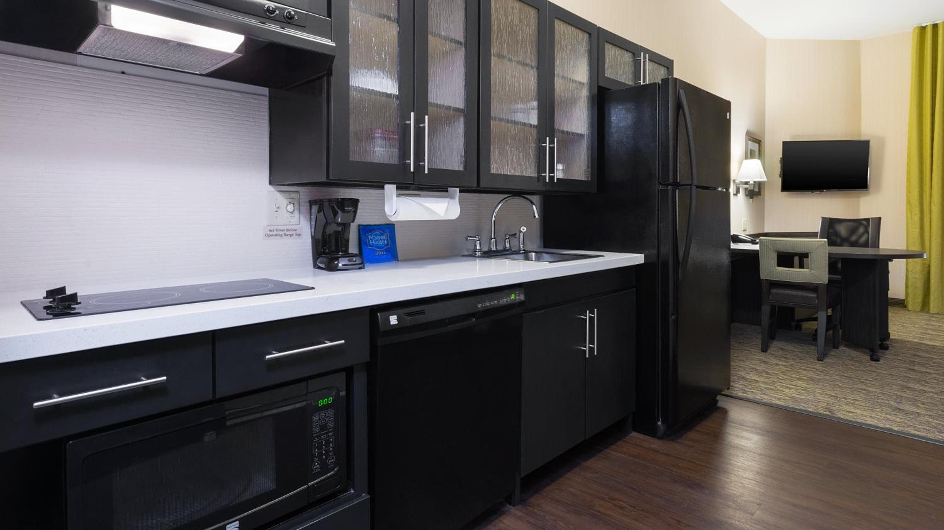 Candlewood Suites Grove City - Outlet Center by IHG, Mercer, photo 6
